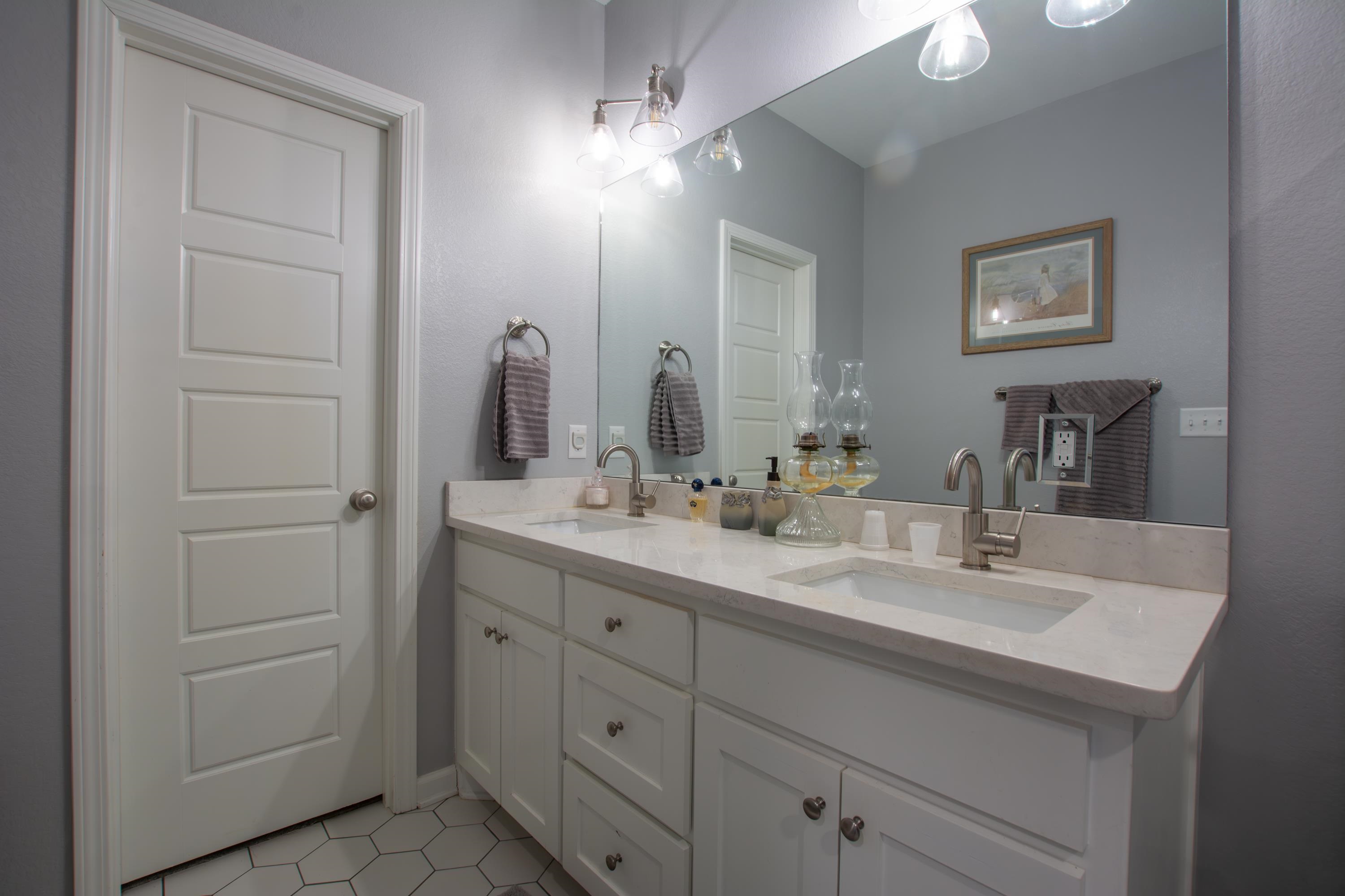 RICHLAND HILLS - Residential
