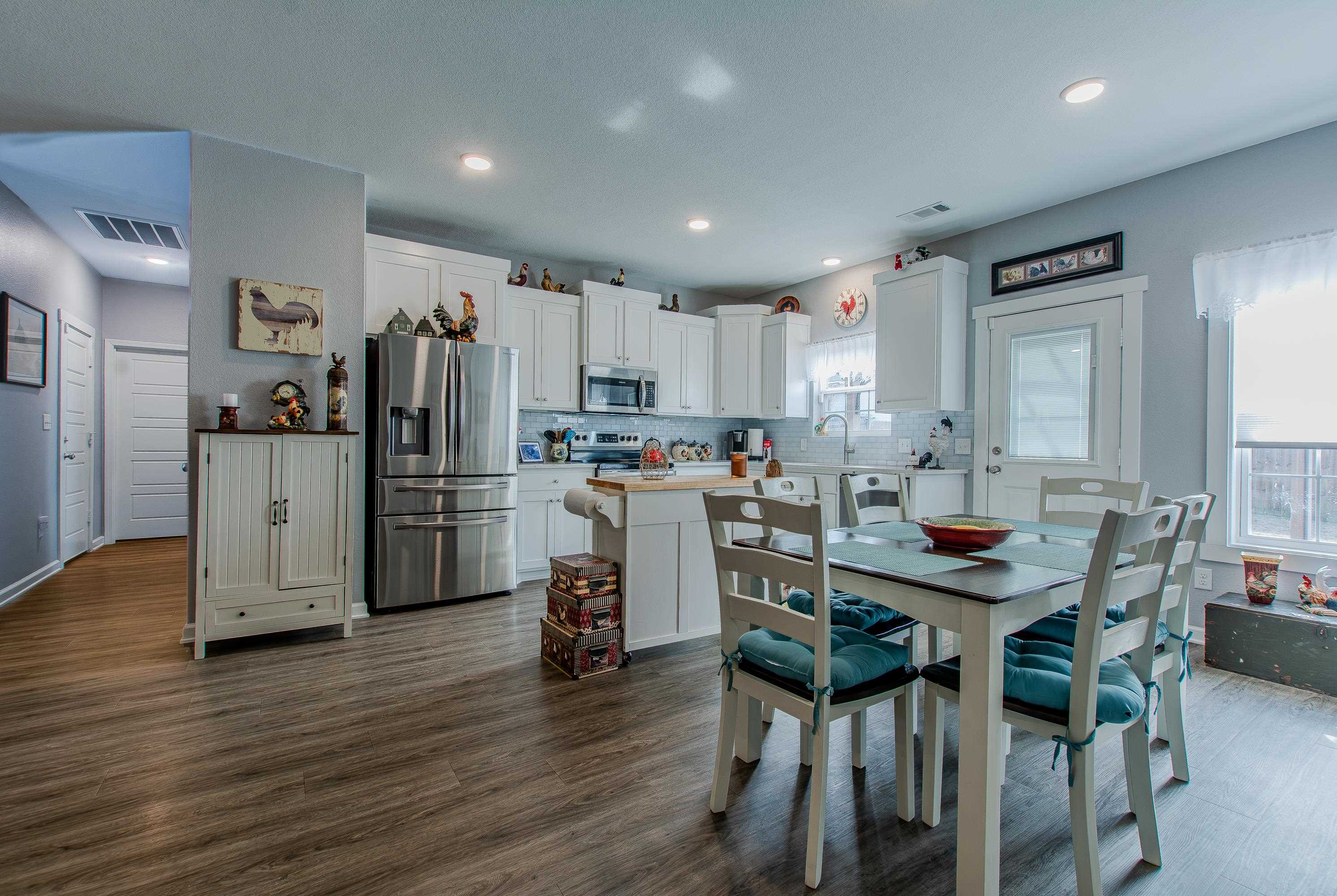 RICHLAND HILLS - Residential
