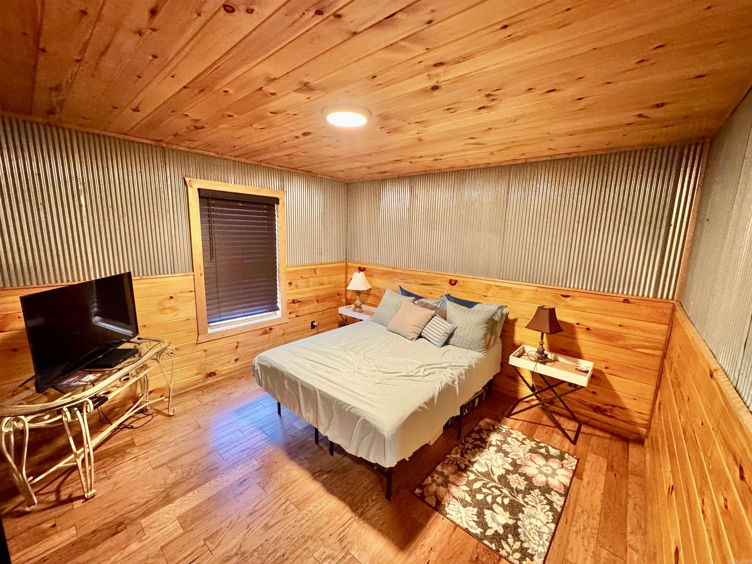 WHITEWATER ESTATES - Residential