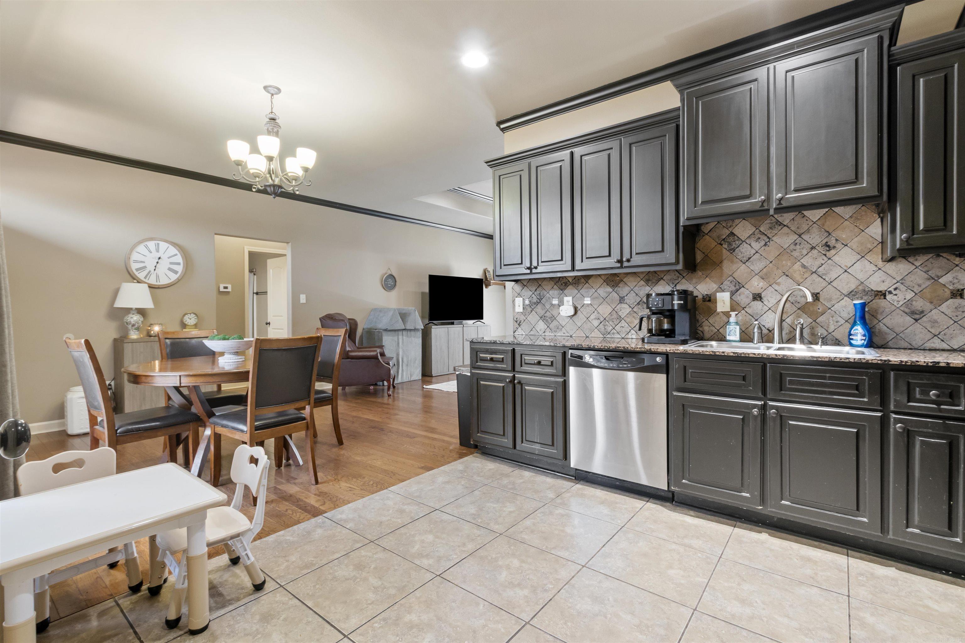 HIDDEN LAKE ESTATES - Residential