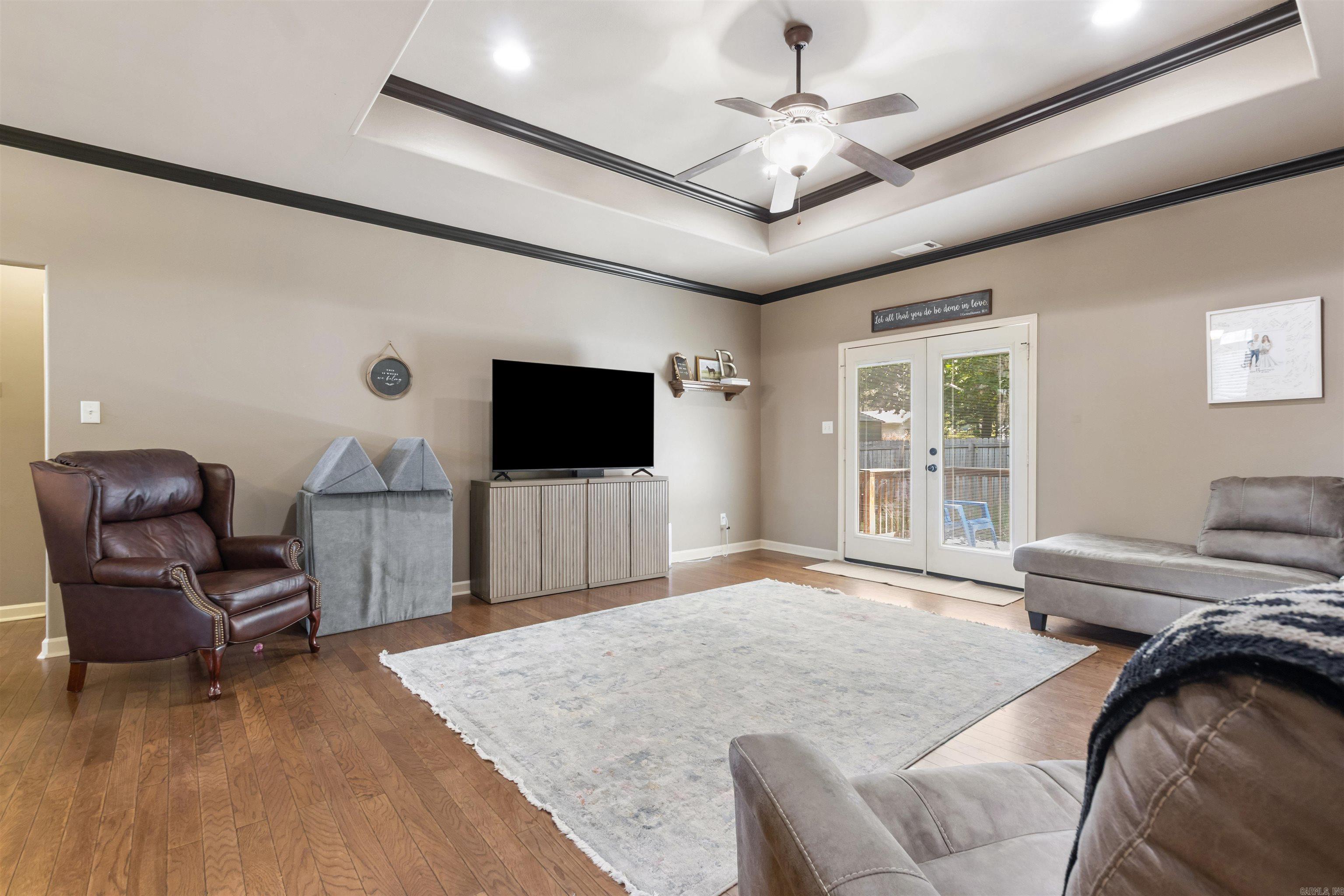 HIDDEN LAKE ESTATES - Residential