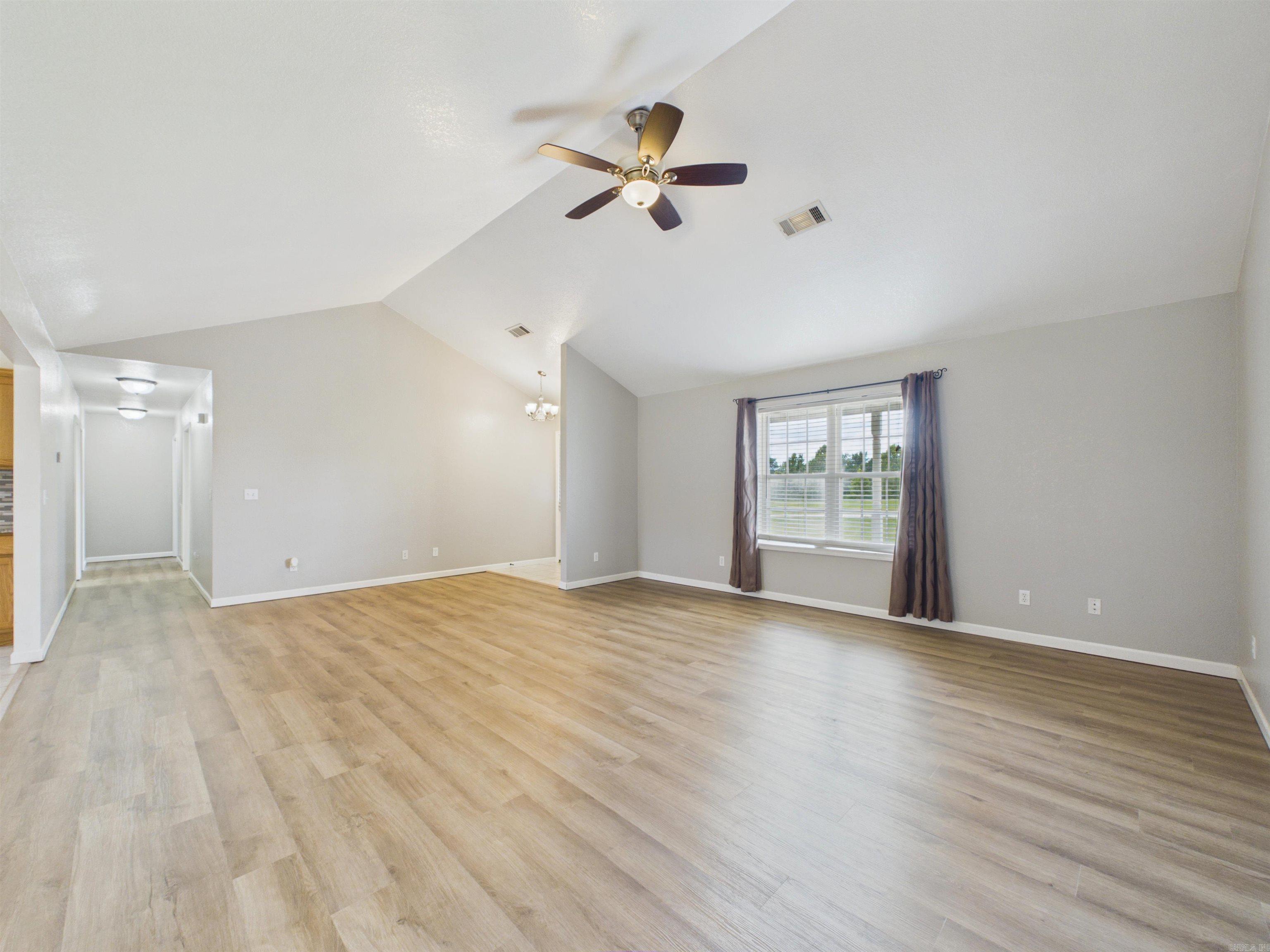 DOUBLE OAK ESTATES - Residential