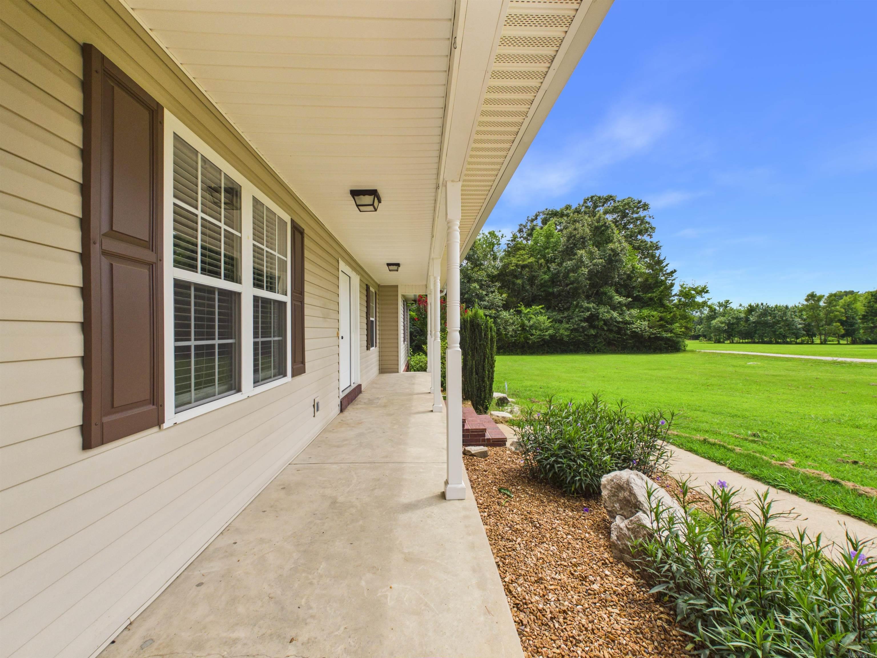 DOUBLE OAK ESTATES - Residential