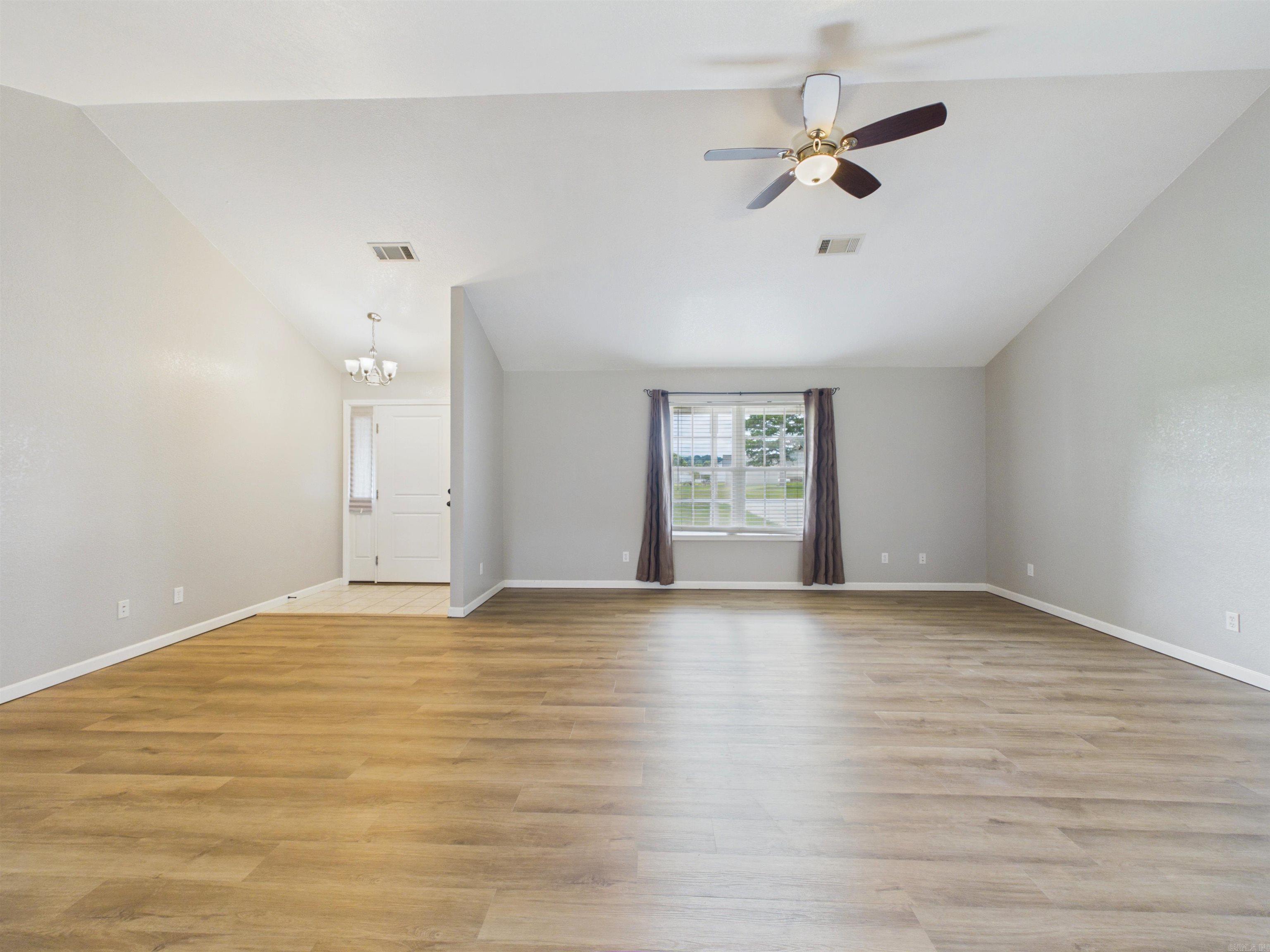 DOUBLE OAK ESTATES - Residential