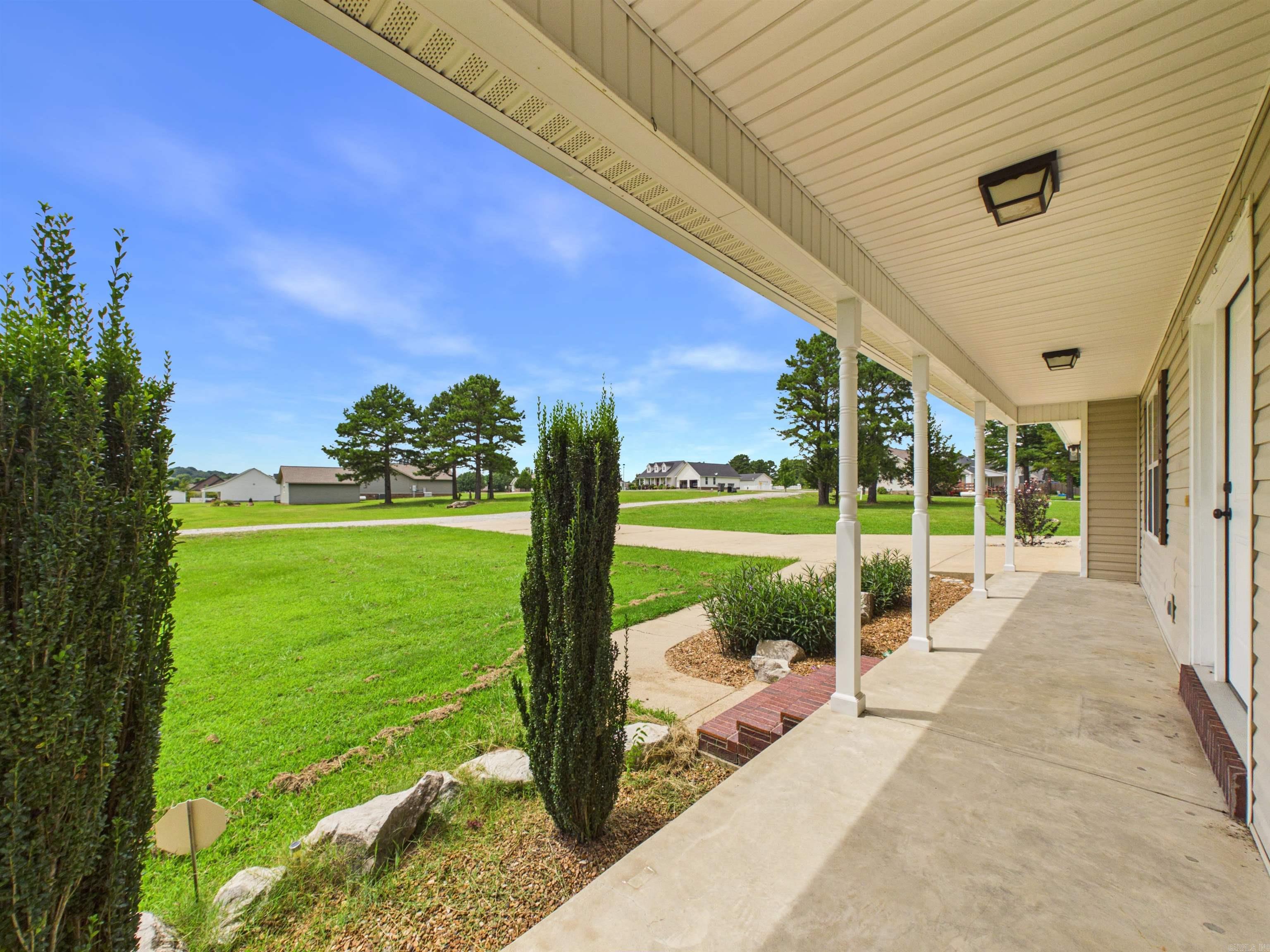 DOUBLE OAK ESTATES - Residential