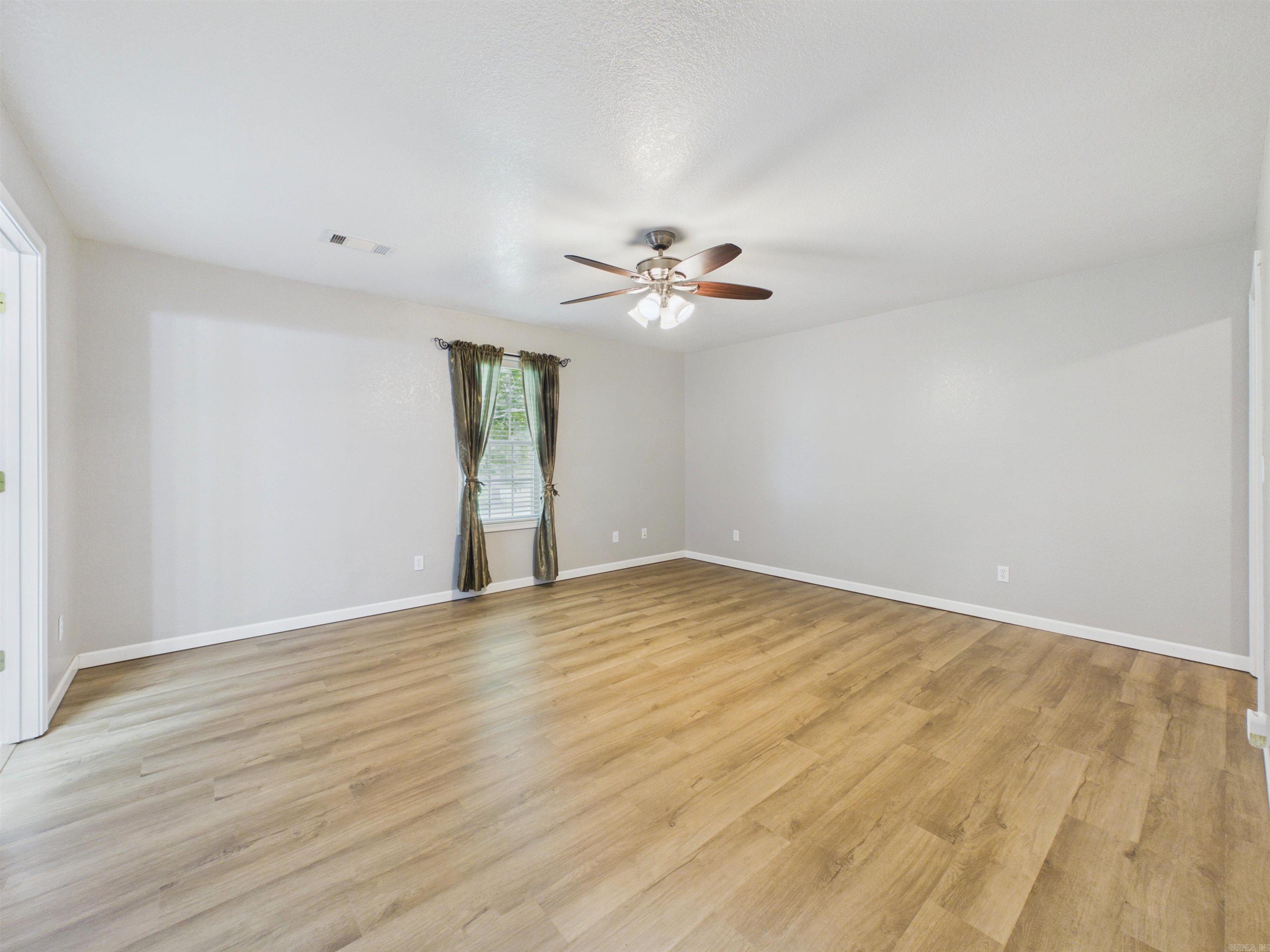 DOUBLE OAK ESTATES - Residential