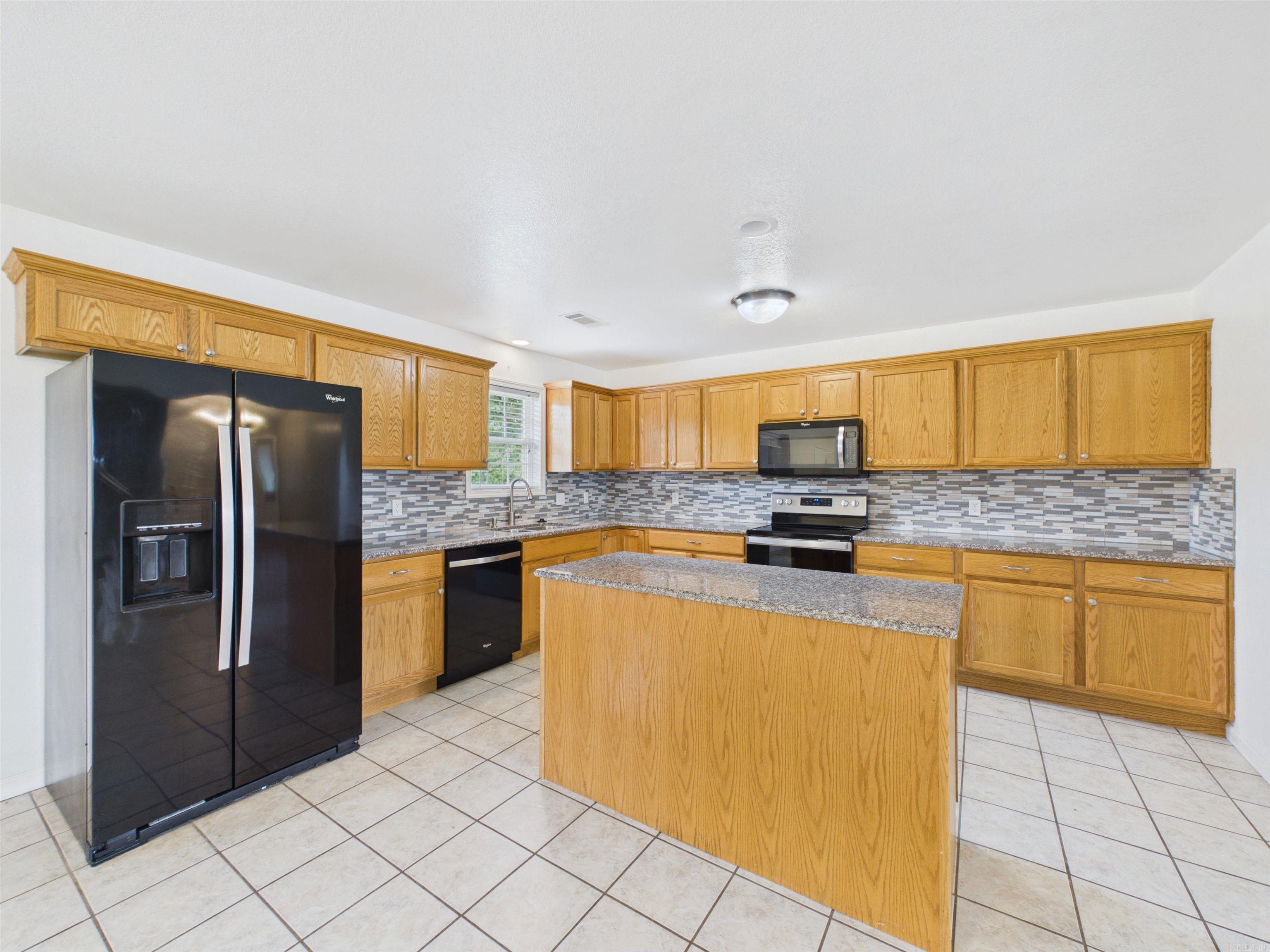 DOUBLE OAK ESTATES - Residential