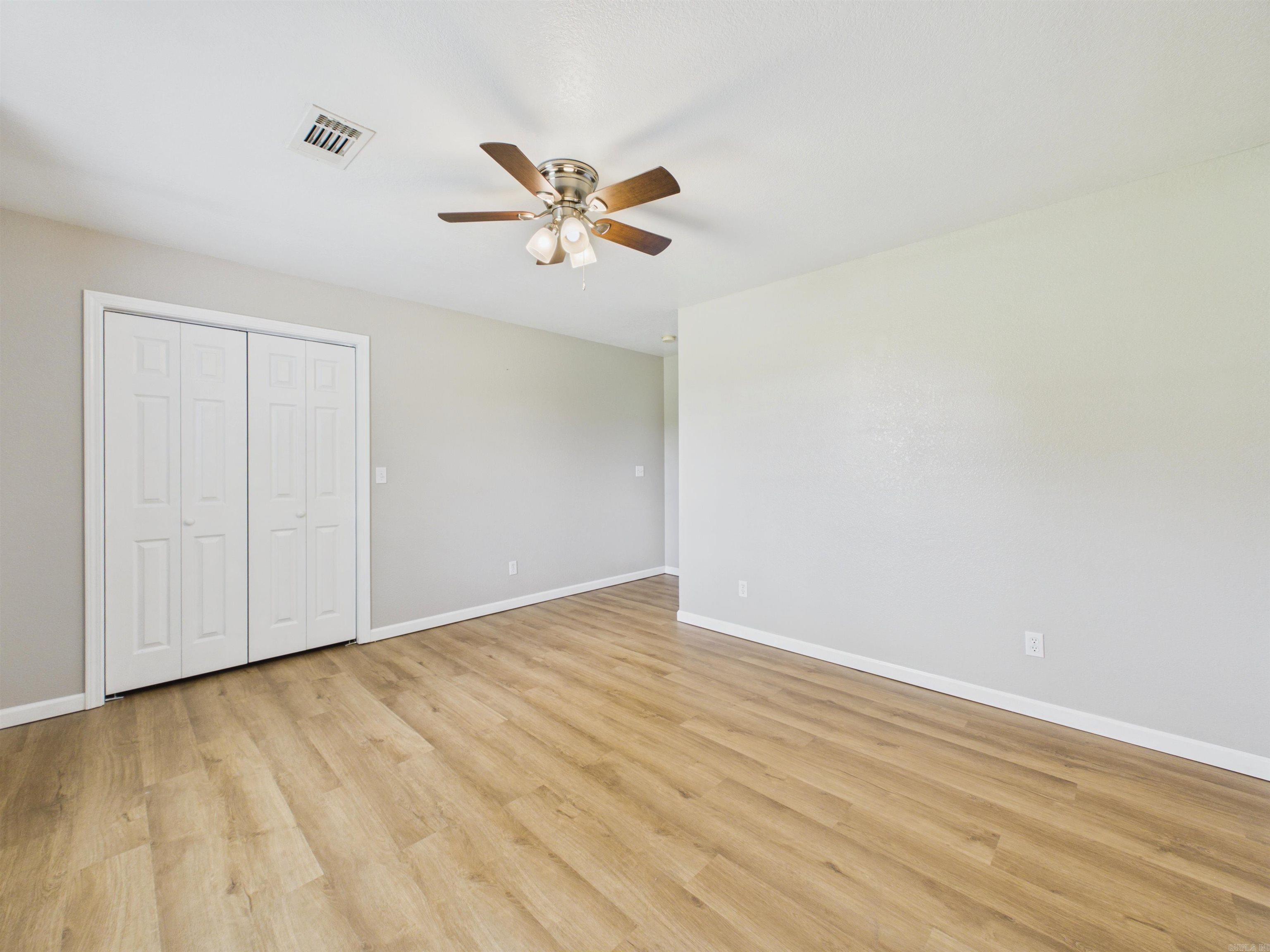 DOUBLE OAK ESTATES - Residential