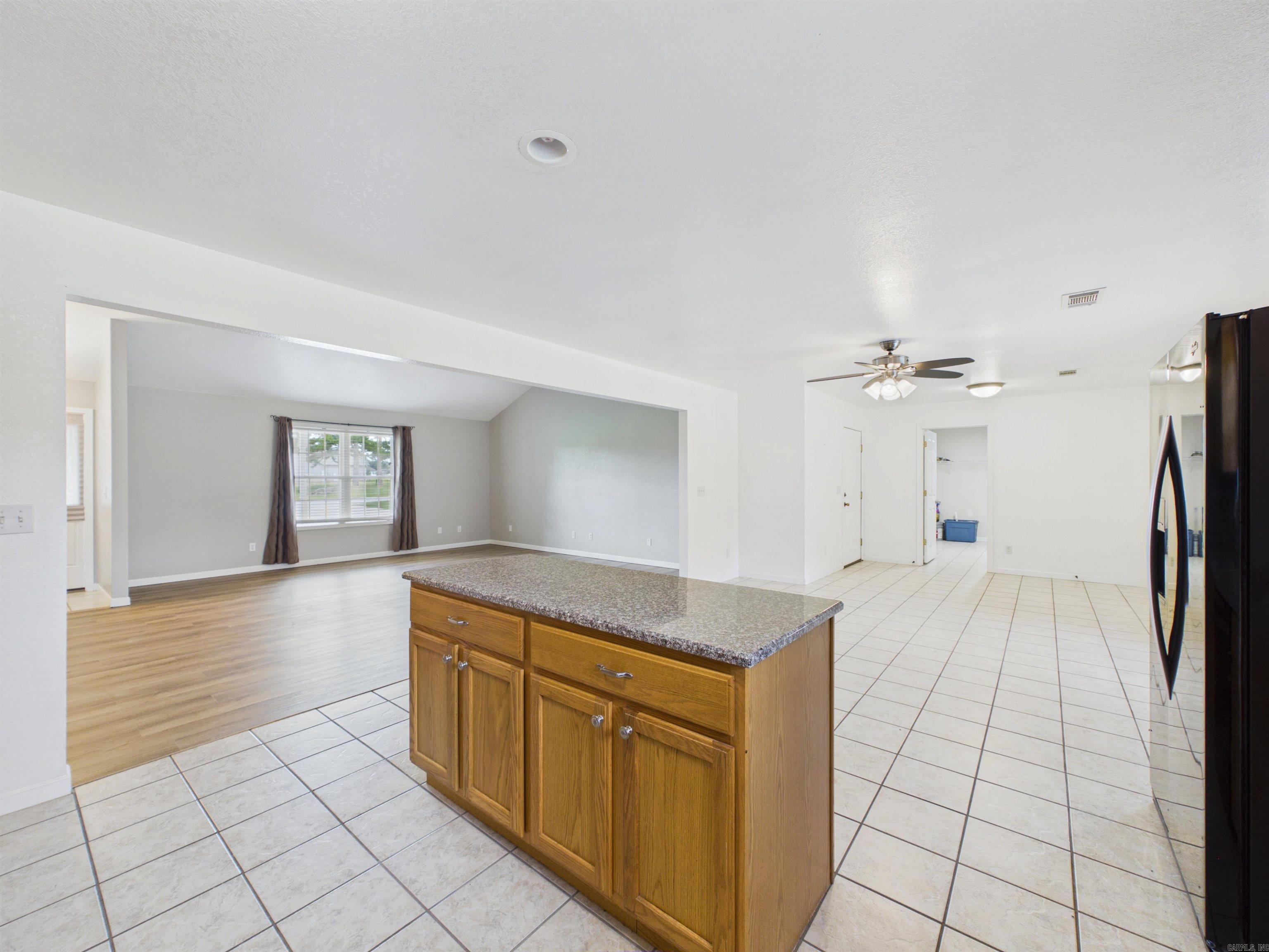 DOUBLE OAK ESTATES - Residential