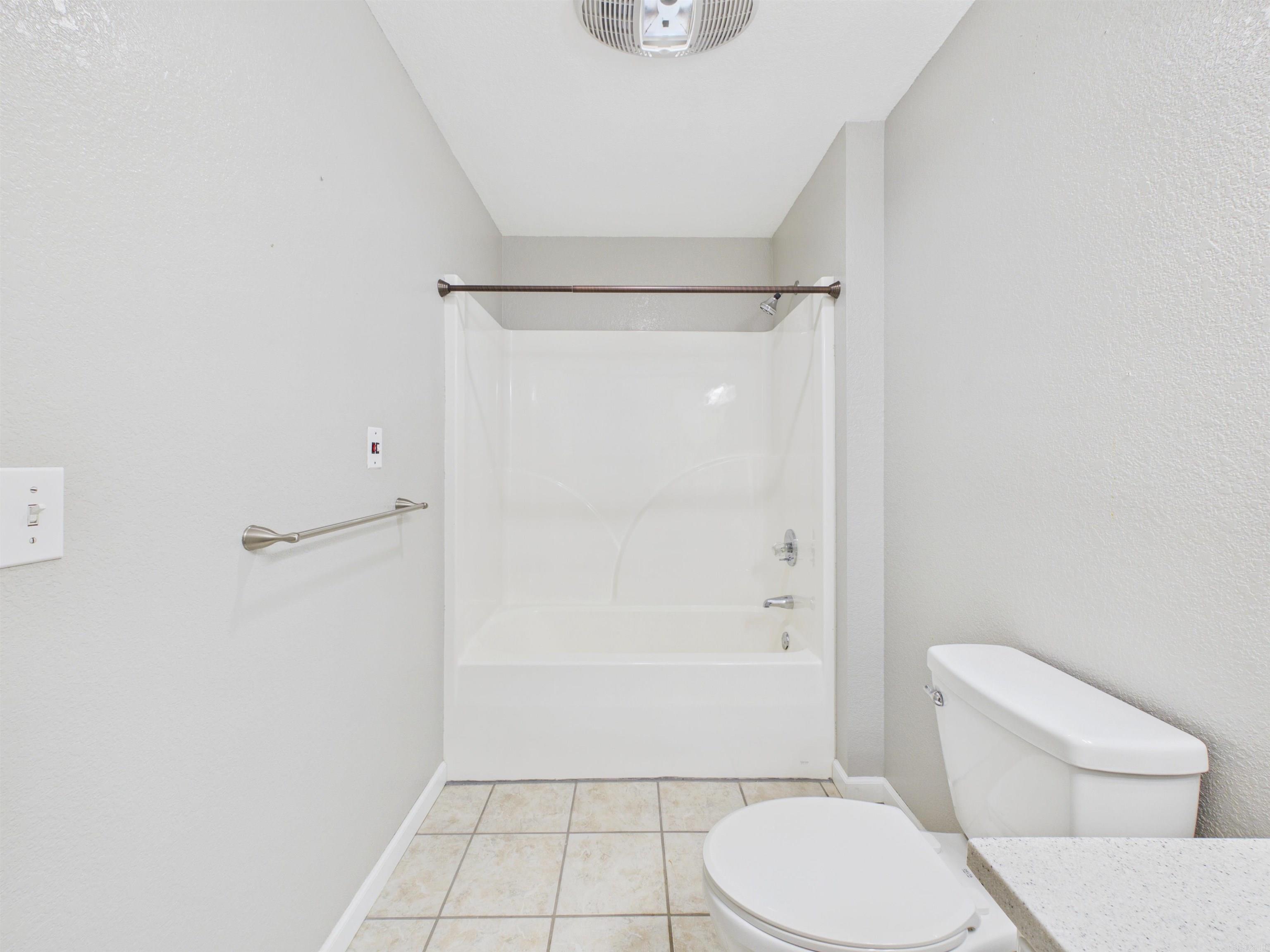 DOUBLE OAK ESTATES - Residential