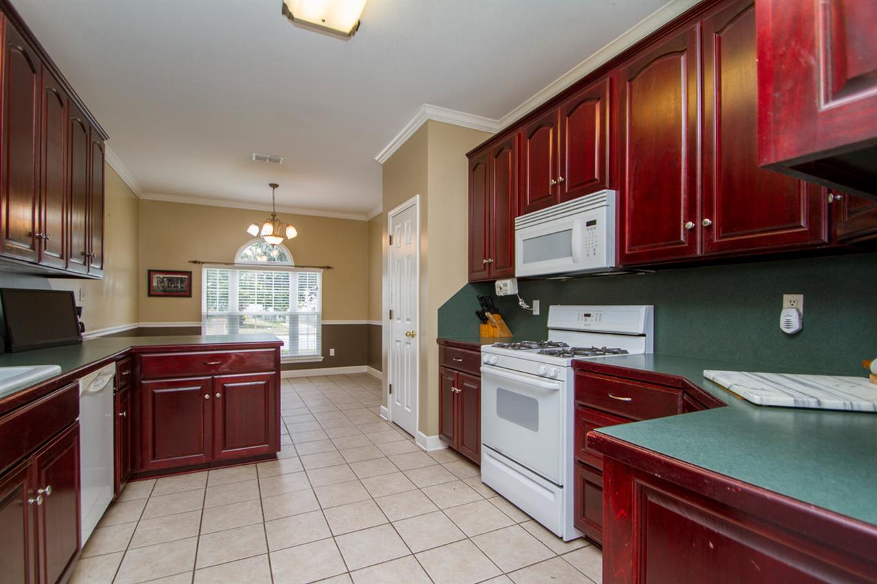 MADISON VILLAGE - Residential