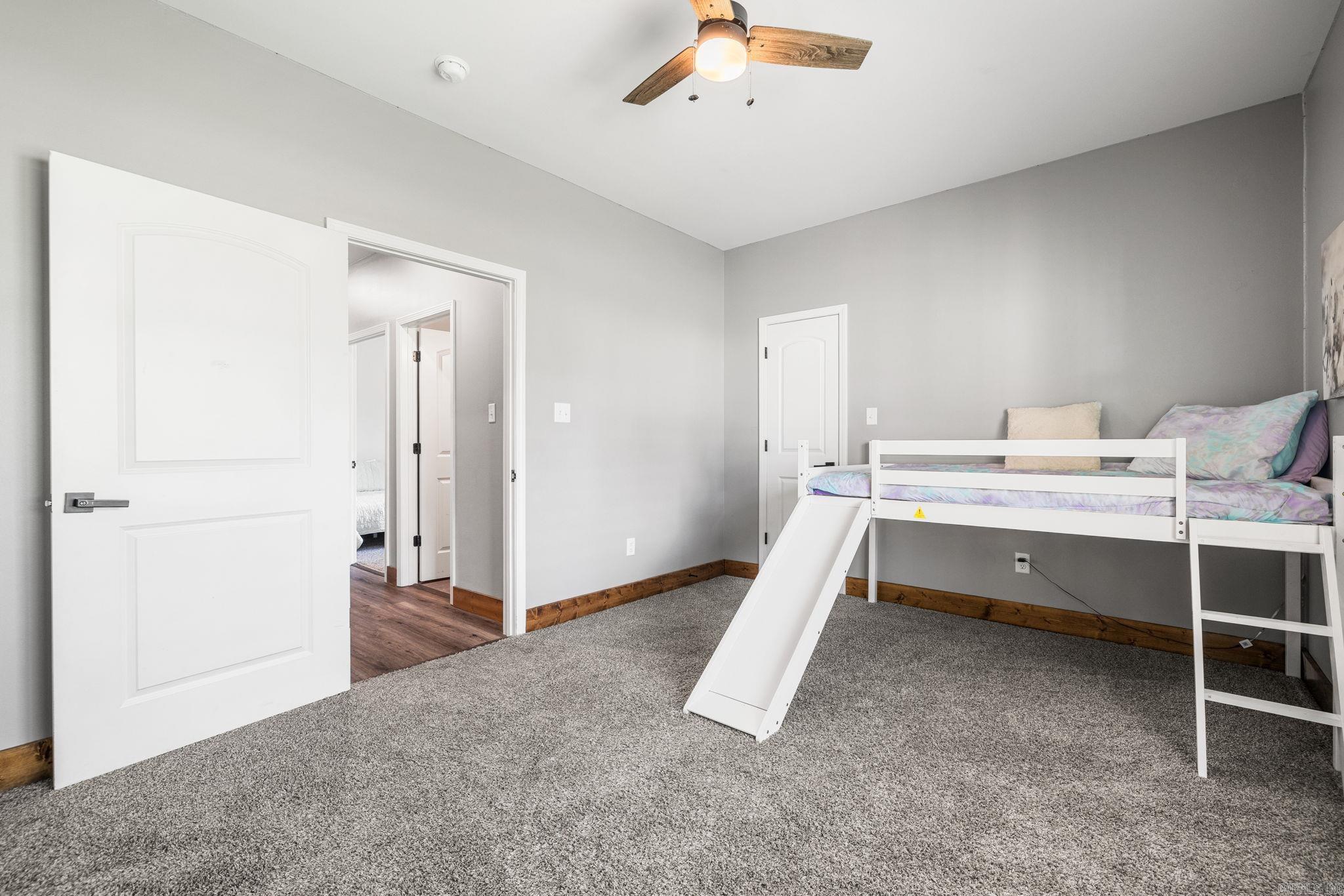 HIDDEN VALLEY ESTATES - Residential