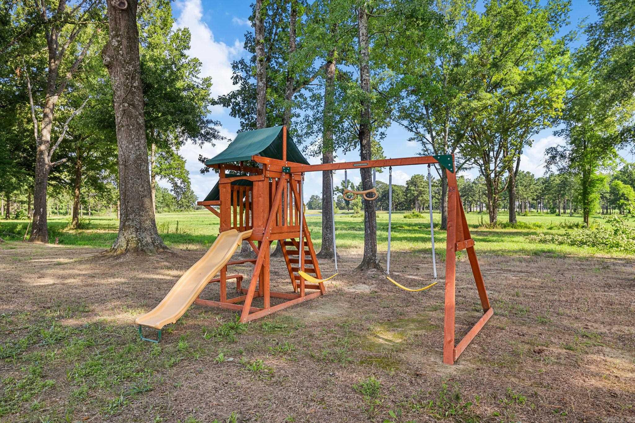 HIDDEN VALLEY ESTATES - Residential