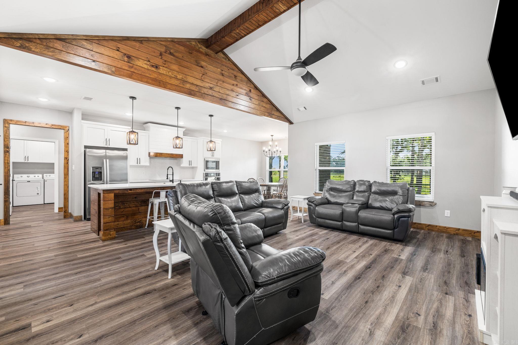 HIDDEN VALLEY ESTATES - Residential