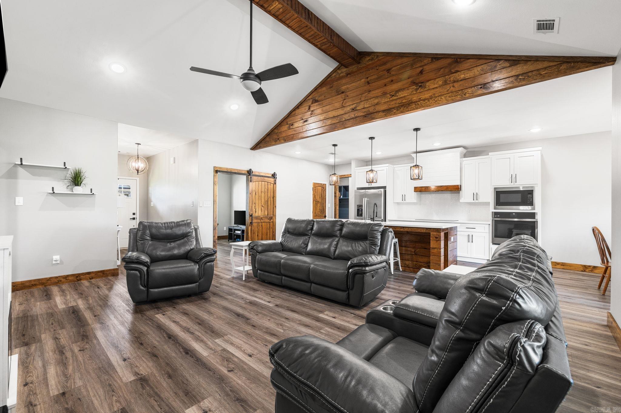 HIDDEN VALLEY ESTATES - Residential