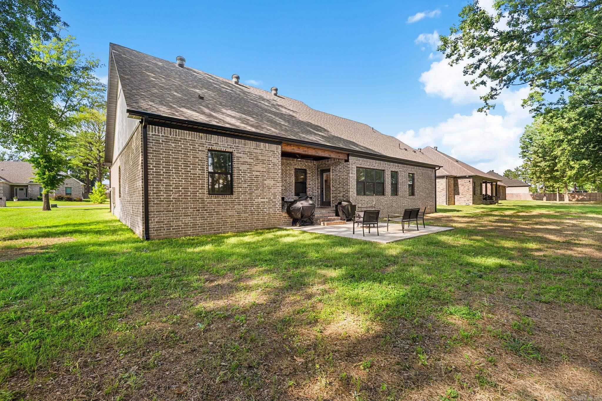HIDDEN VALLEY ESTATES - Residential
