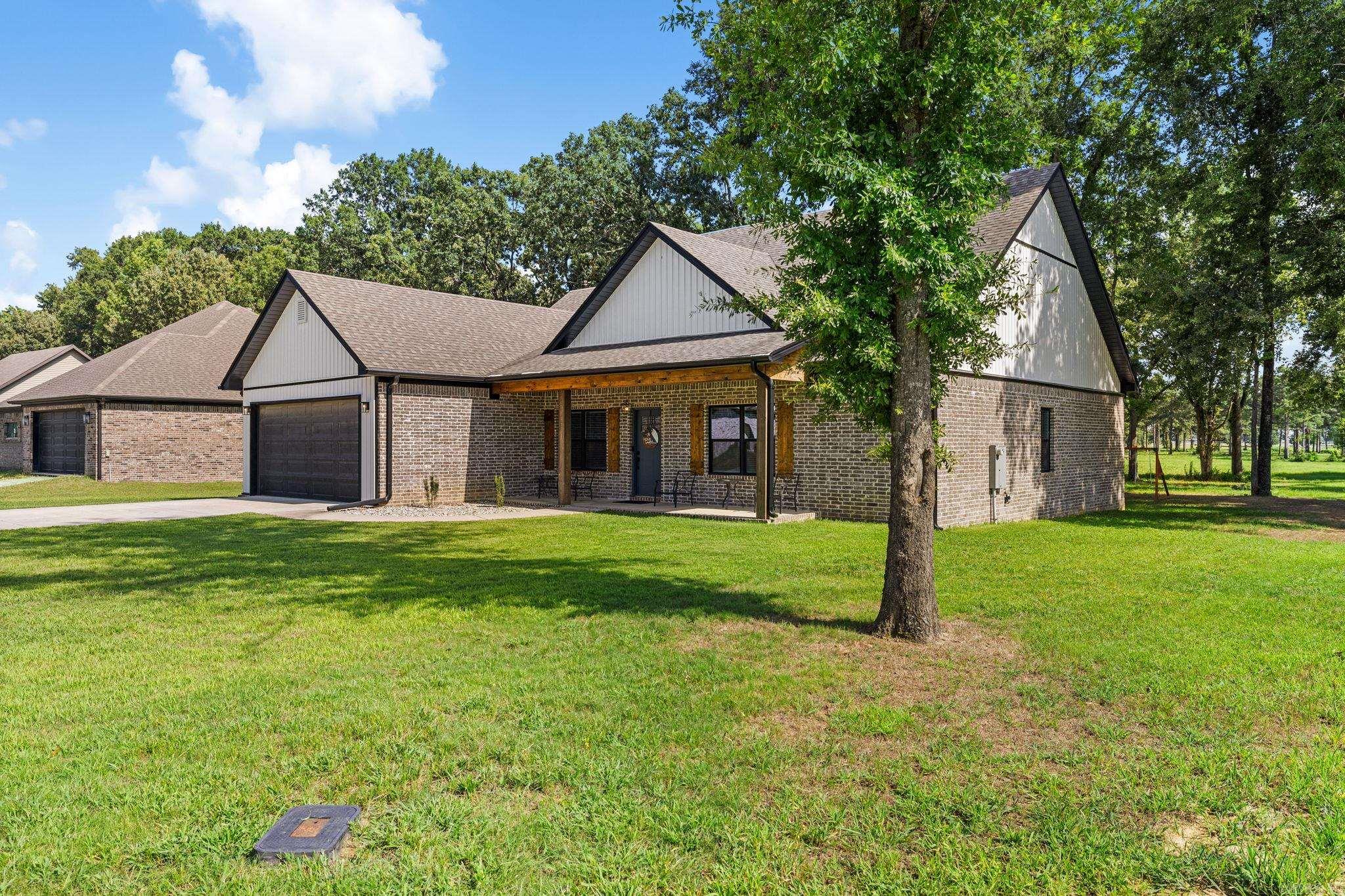 HIDDEN VALLEY ESTATES - Residential