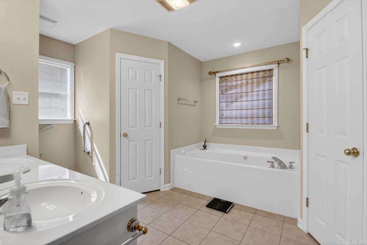 STONEHILL ADDN - Residential