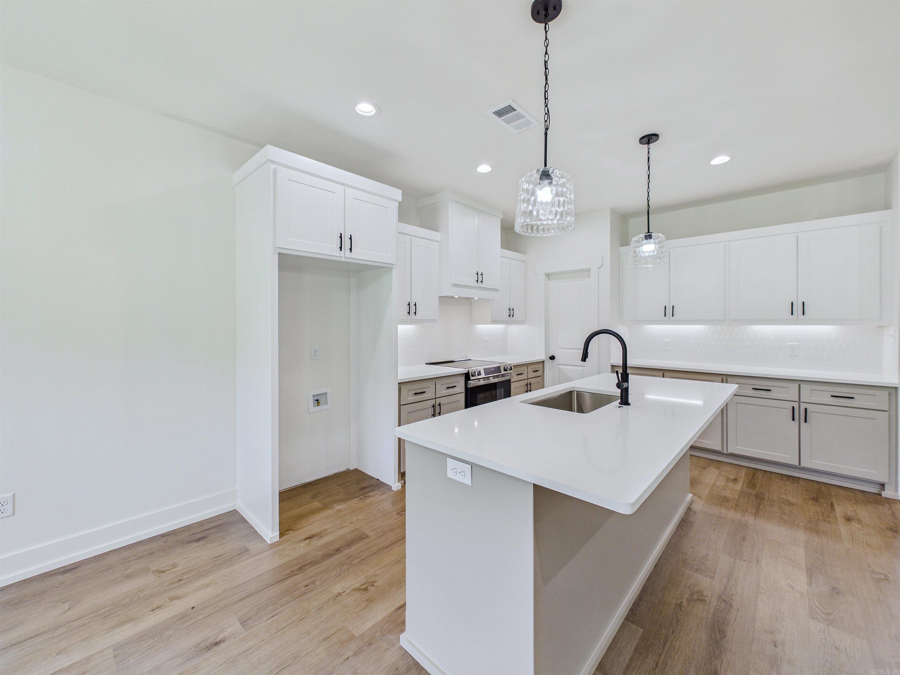 RIDGE VIEW - Residential