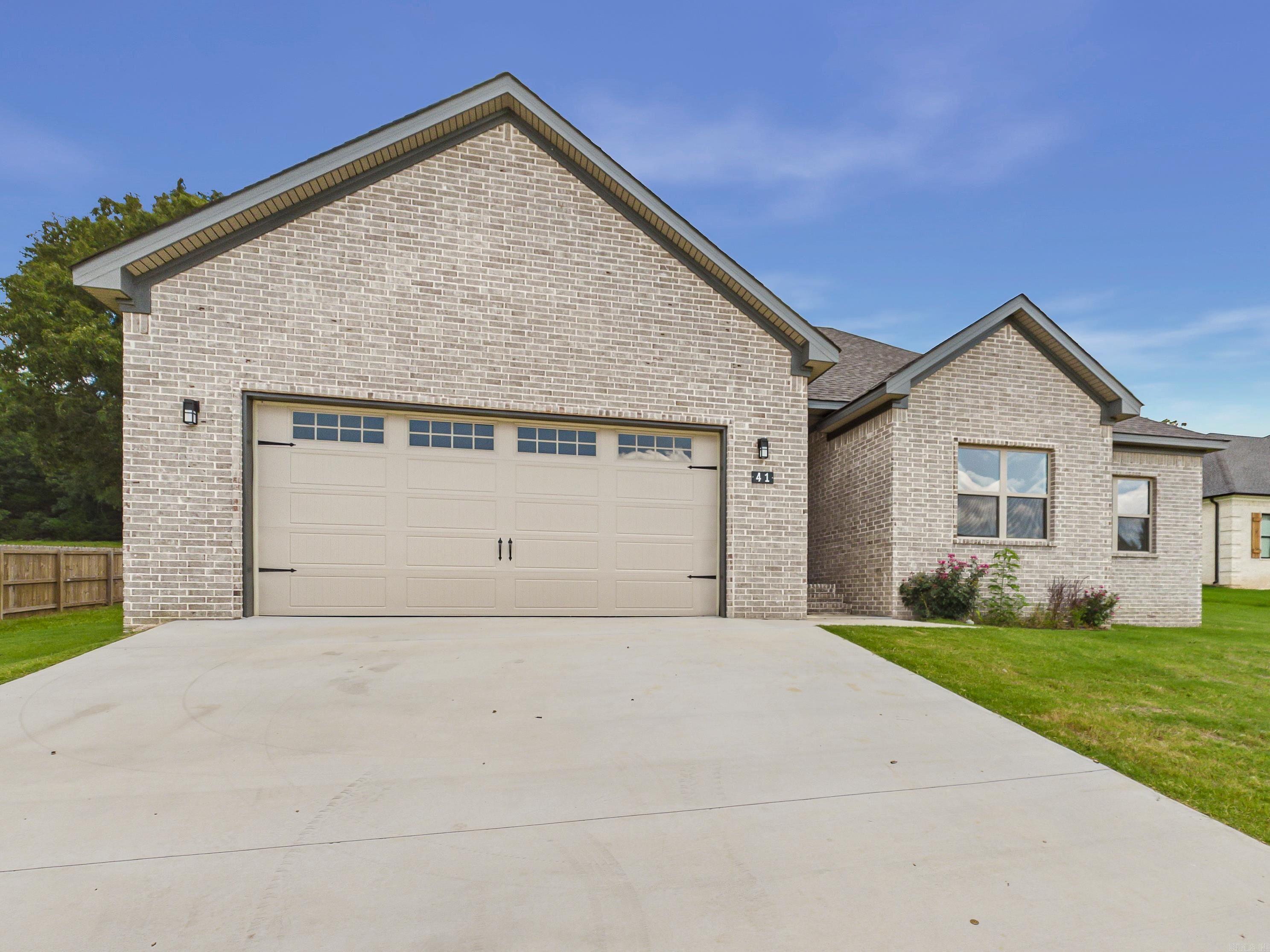 RIDGE VIEW - Residential