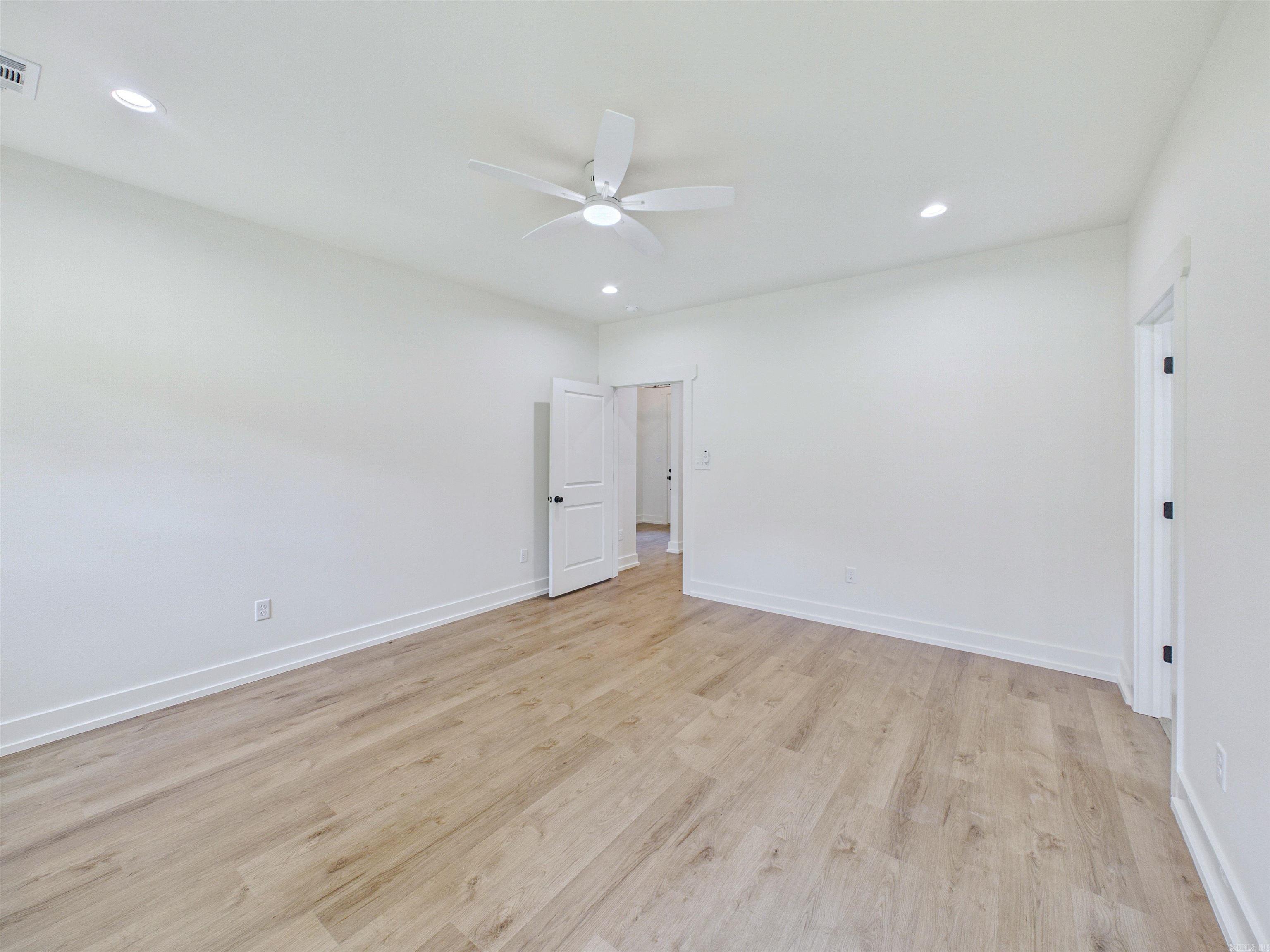 RIDGE VIEW - Residential