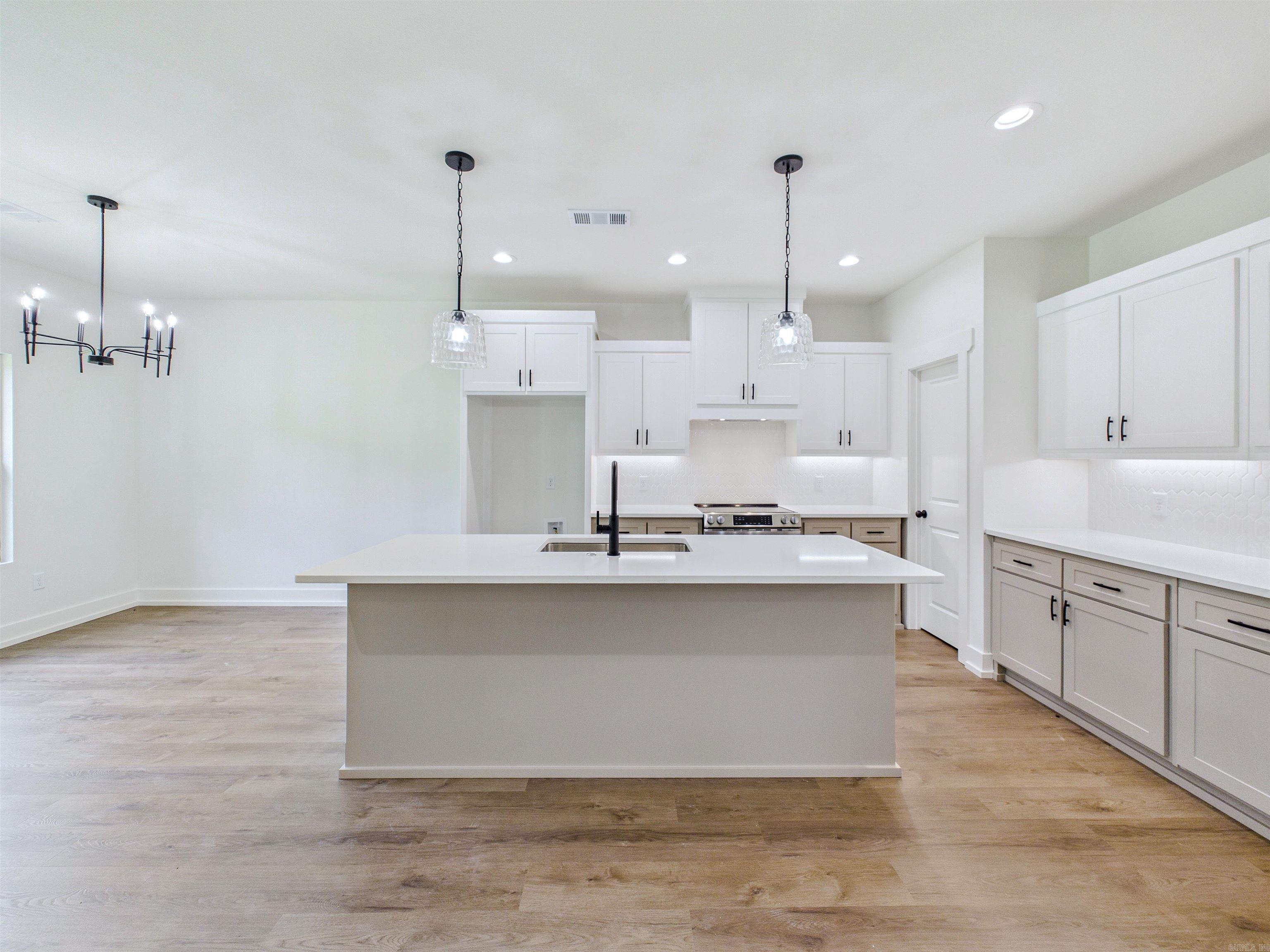 RIDGE VIEW - Residential