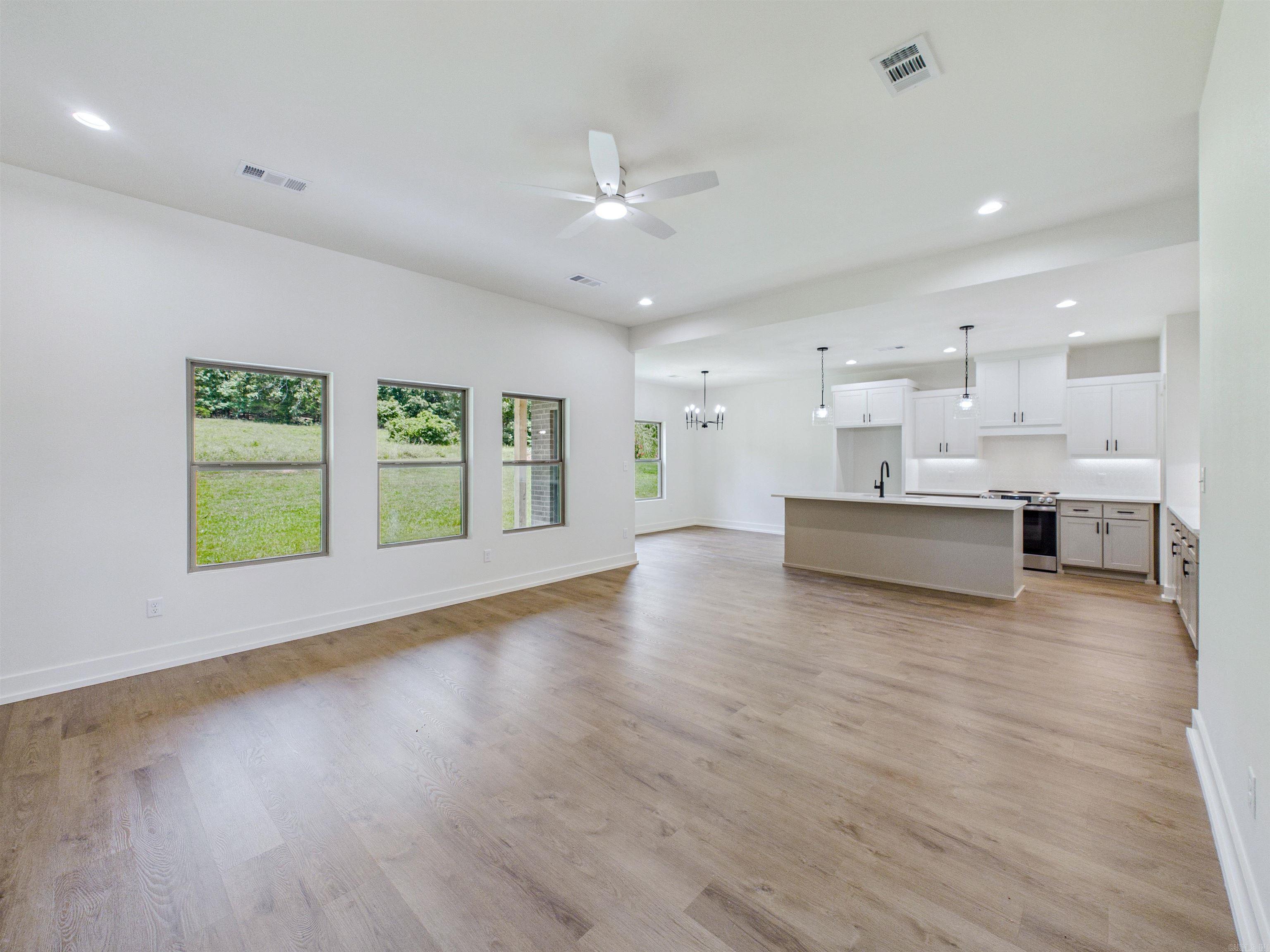 RIDGE VIEW - Residential