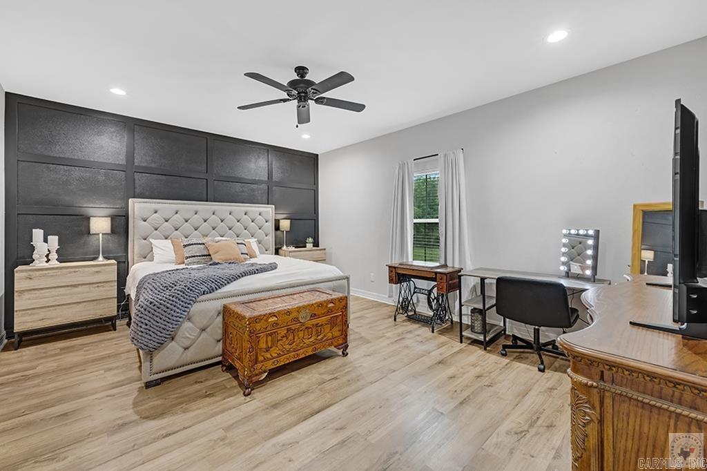 CREEKWOOD - Residential