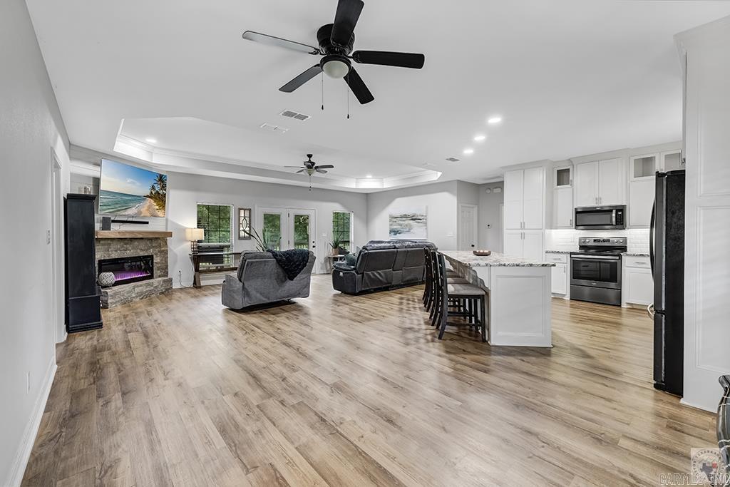 CREEKWOOD - Residential