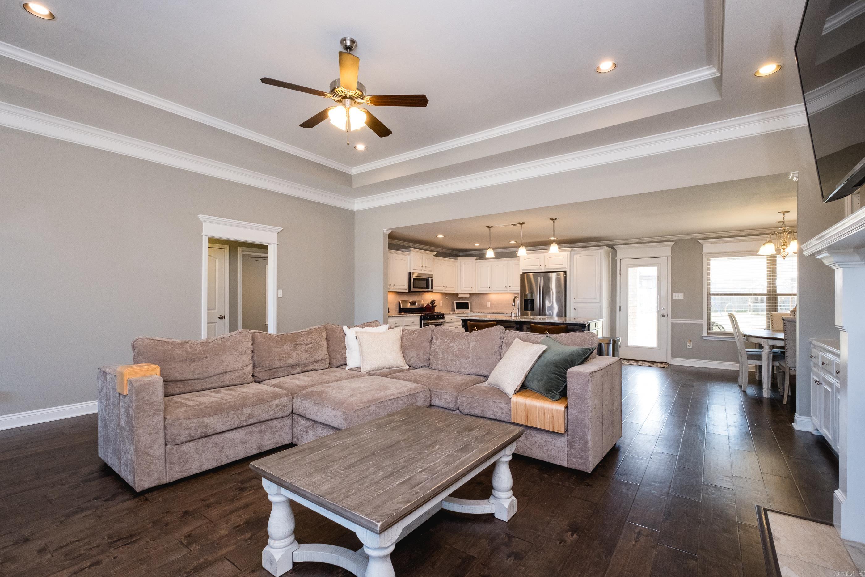 HICKORY HEIGHTS - Residential