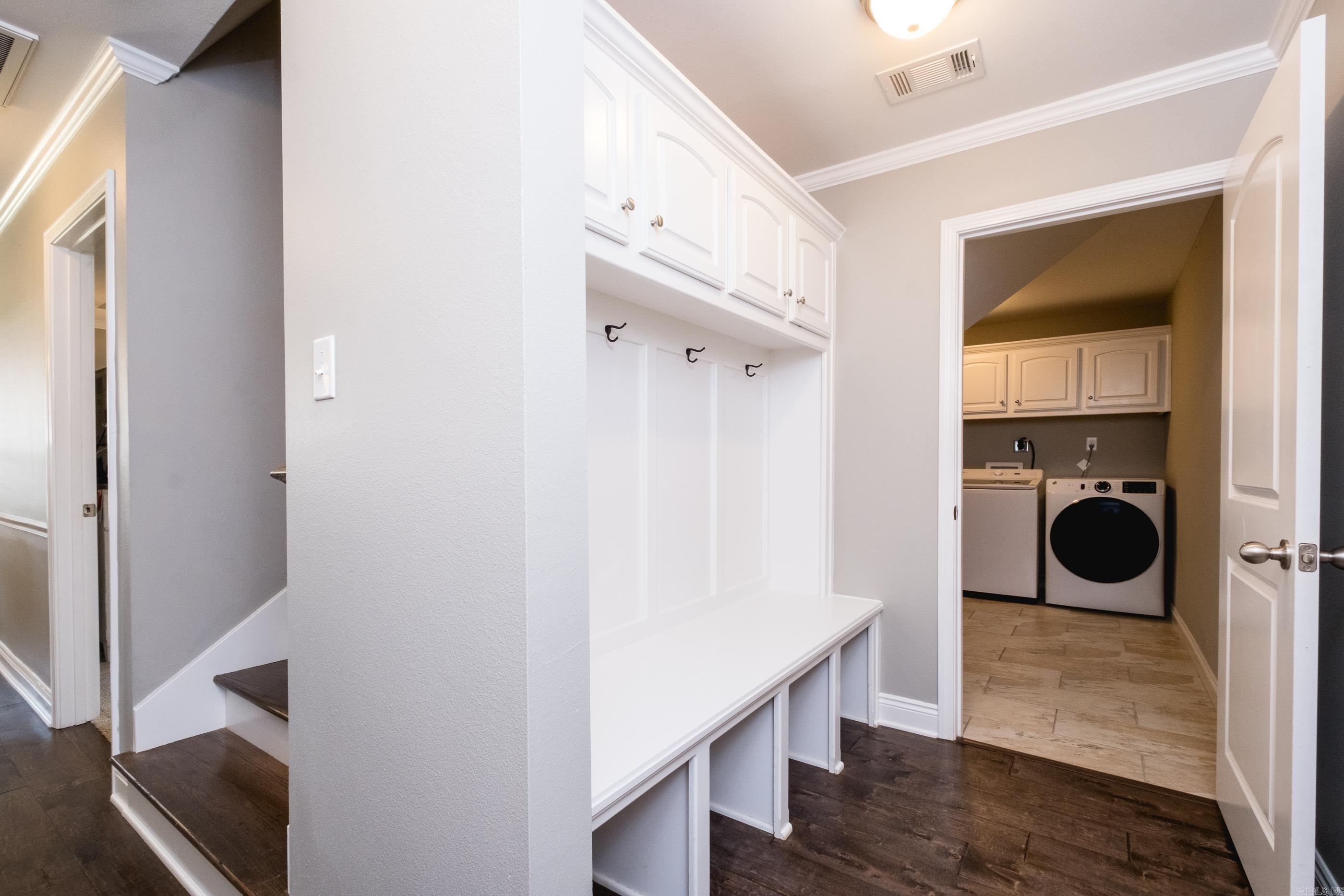 HICKORY HEIGHTS - Residential