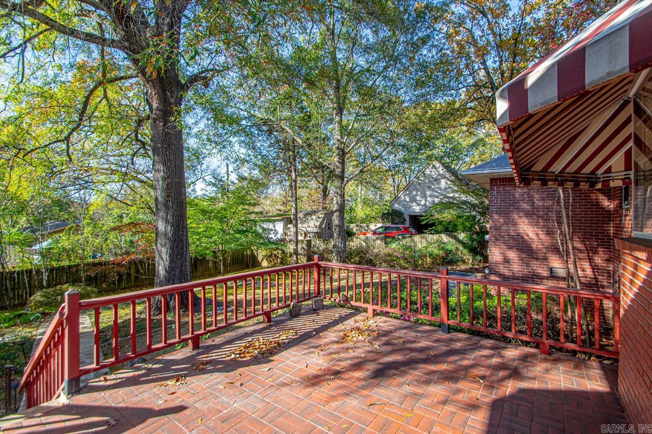 HALL COVE - Residential
