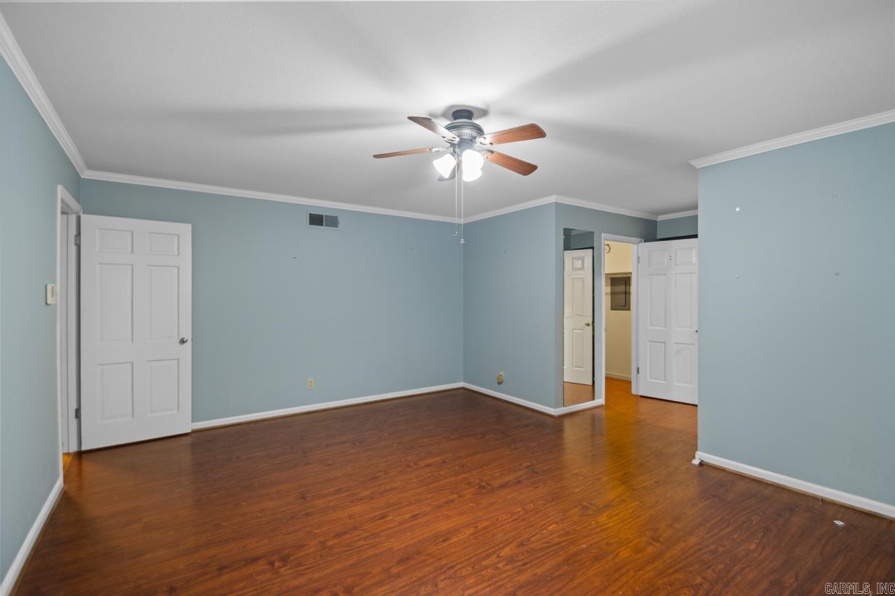 HALL COVE - Residential