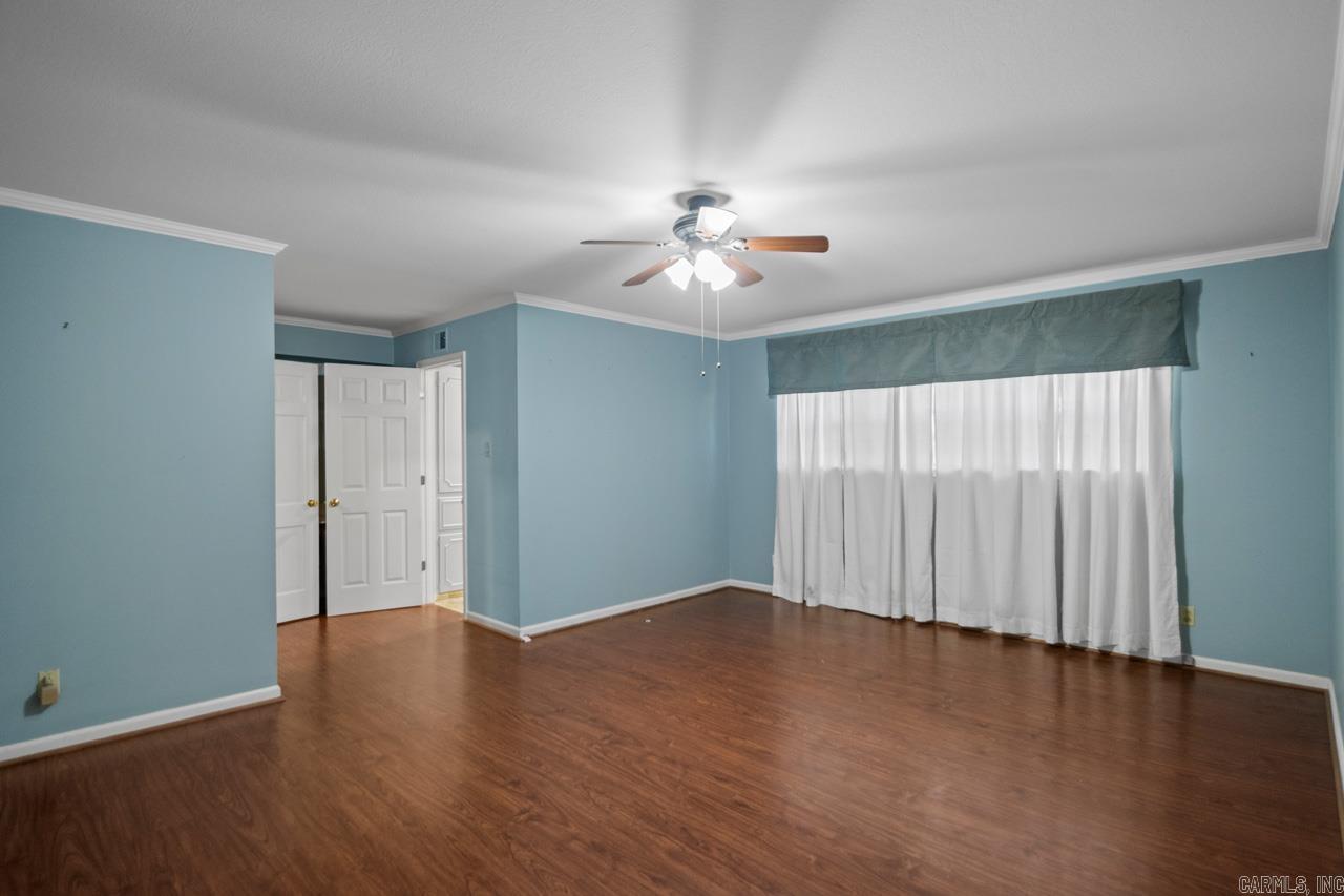HALL COVE - Residential