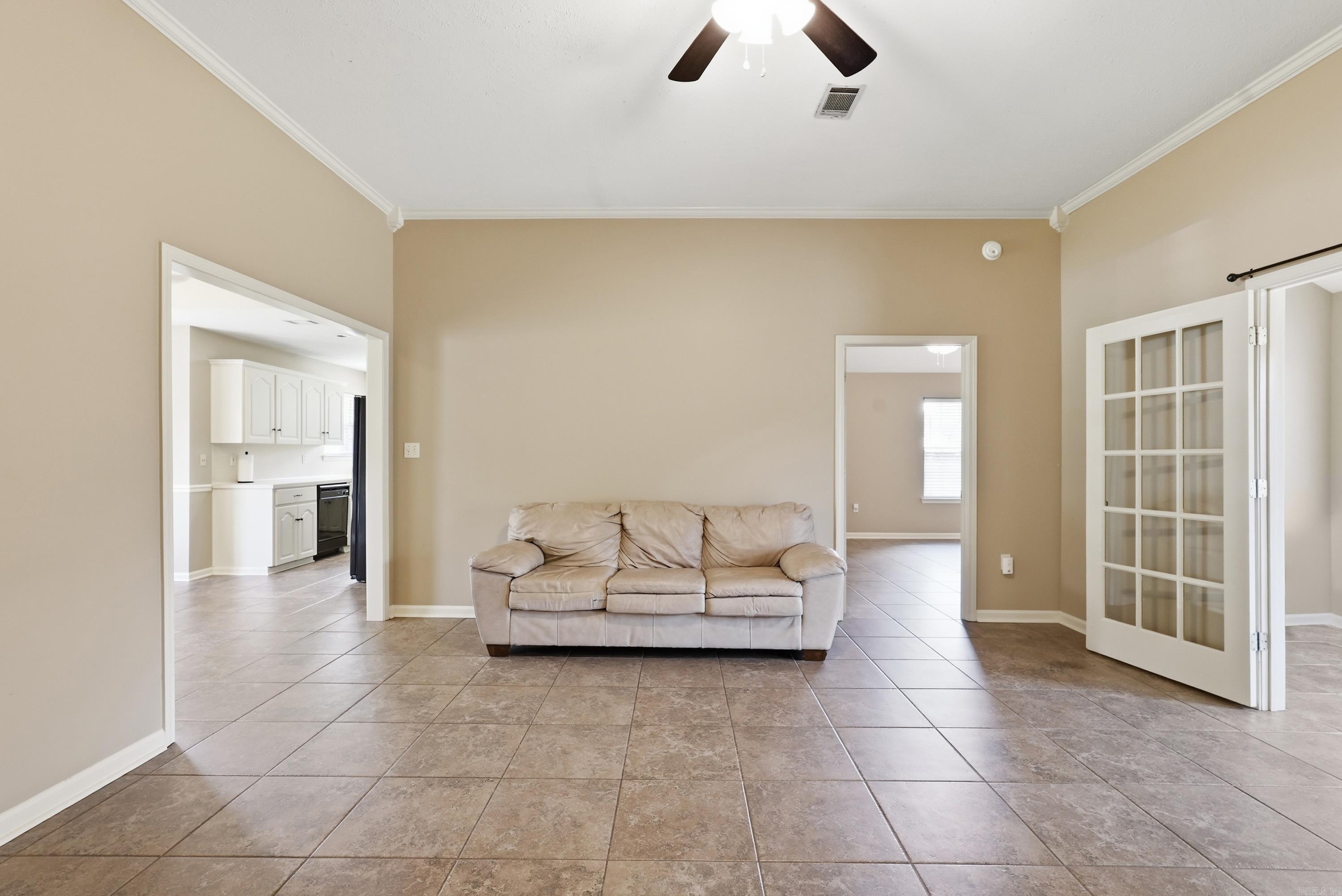 SMITHFIELD - Residential