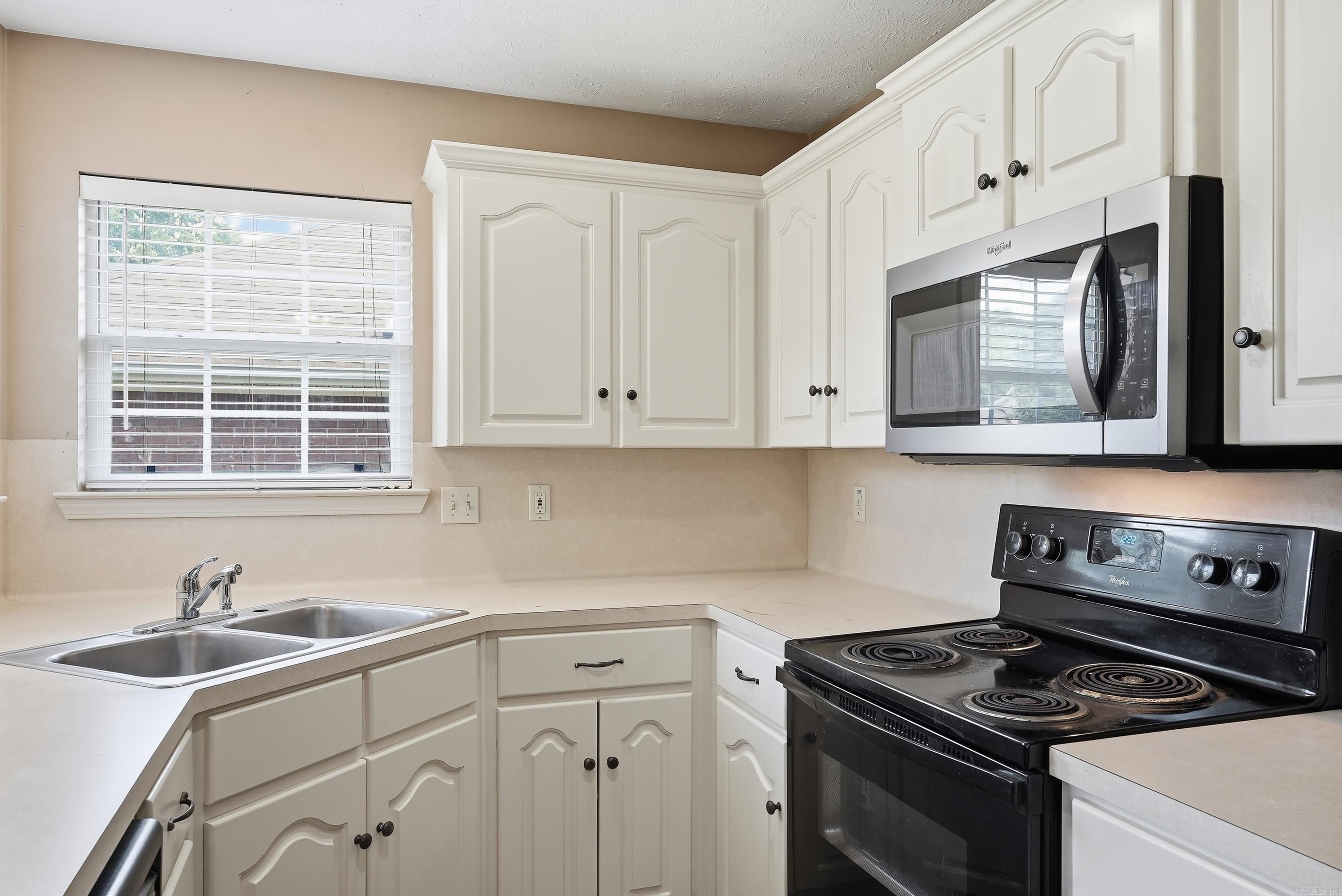 SMITHFIELD - Residential