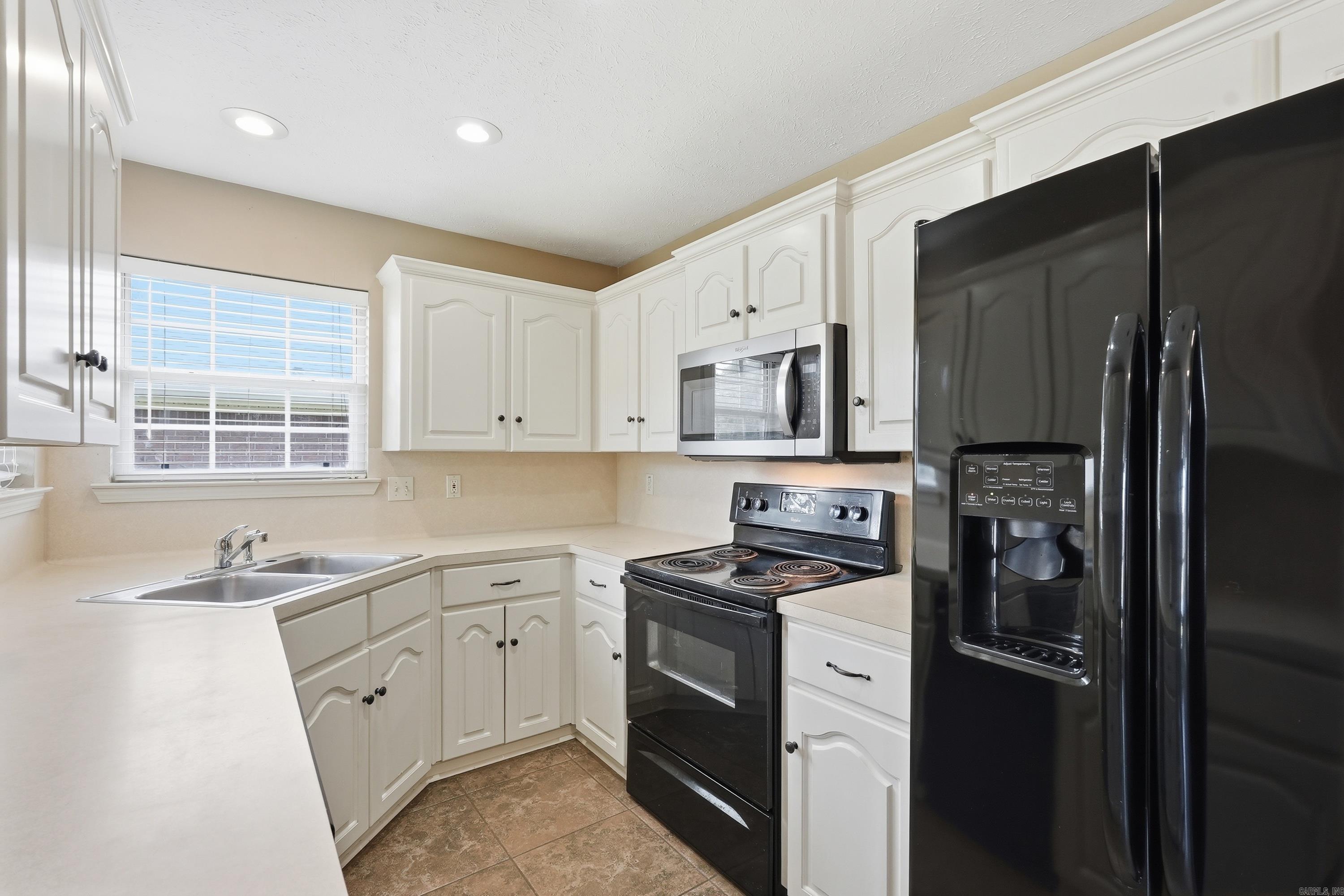 SMITHFIELD - Residential