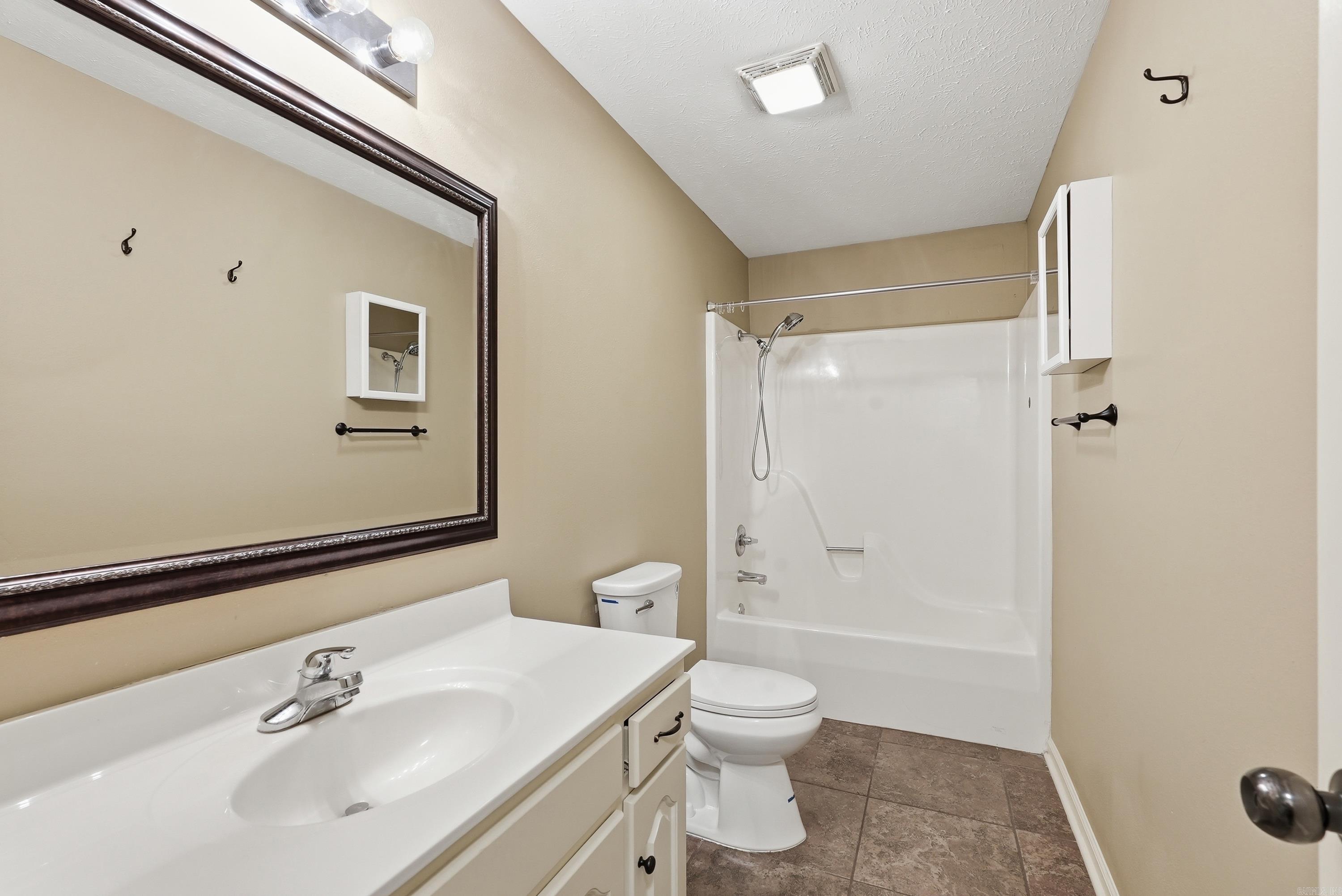 SMITHFIELD - Residential