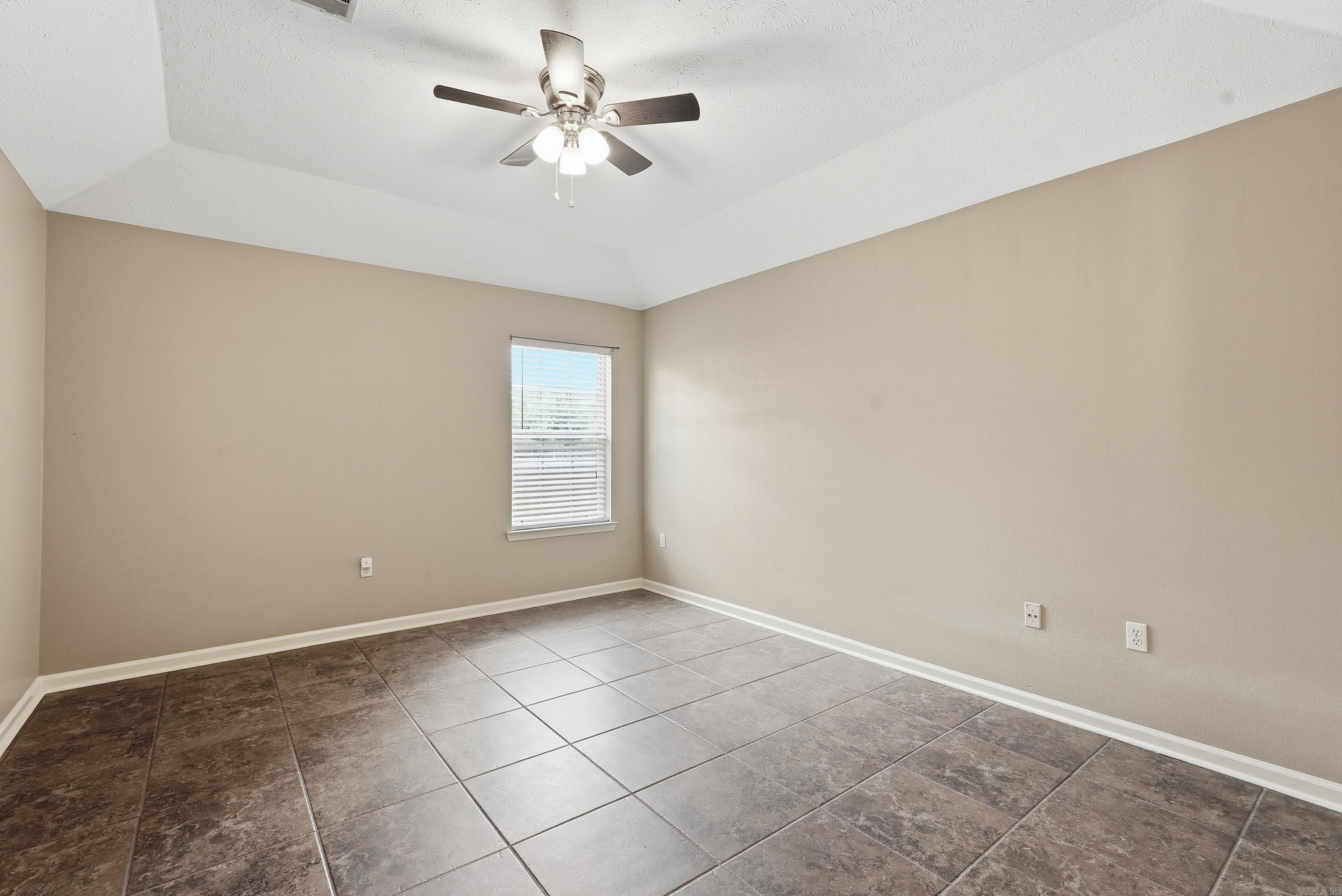 SMITHFIELD - Residential