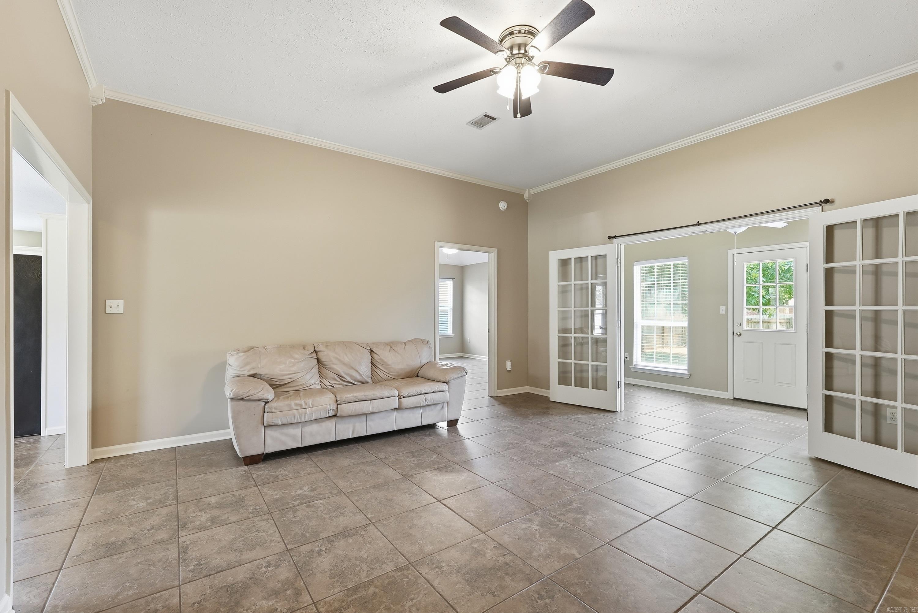 SMITHFIELD - Residential