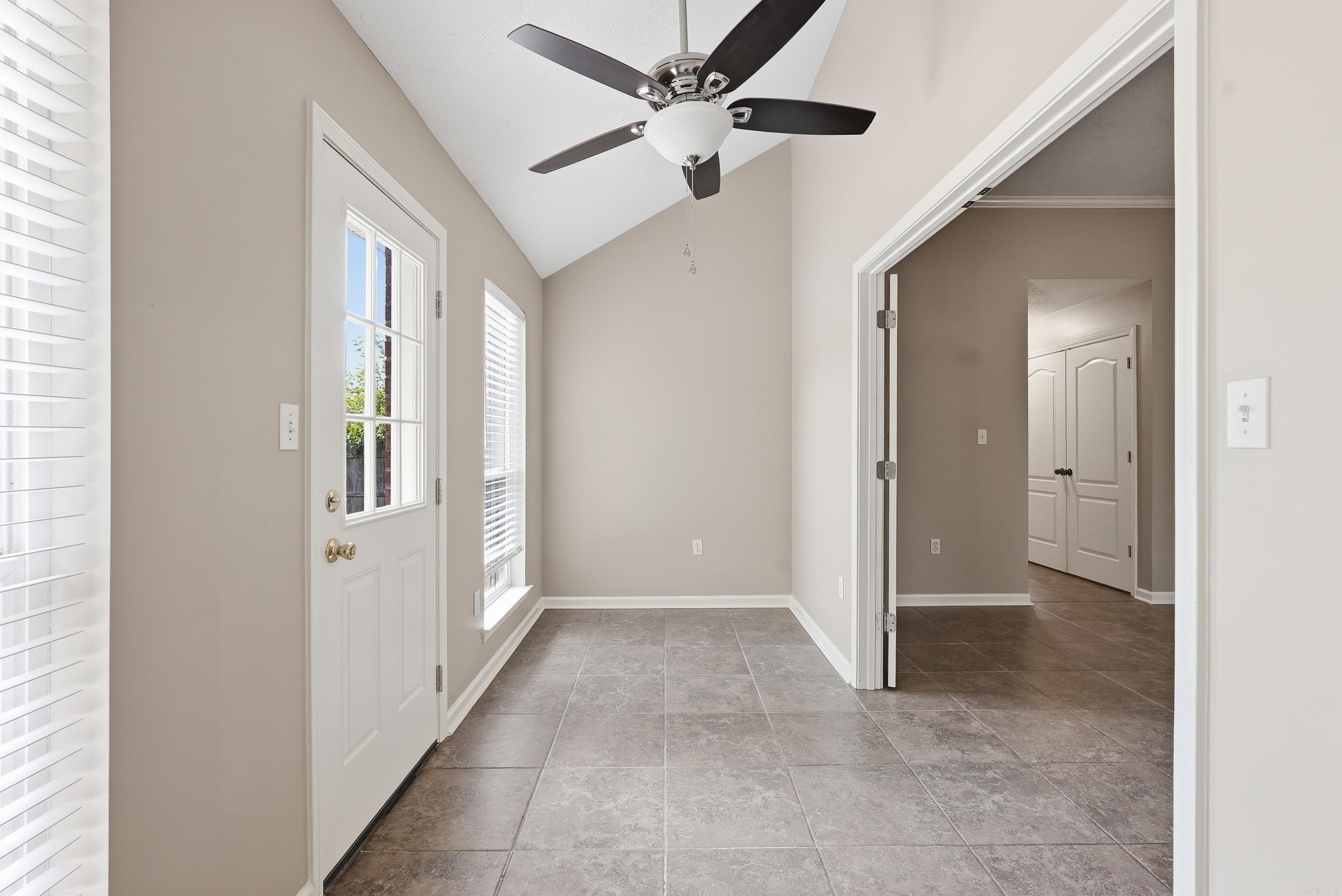 SMITHFIELD - Residential