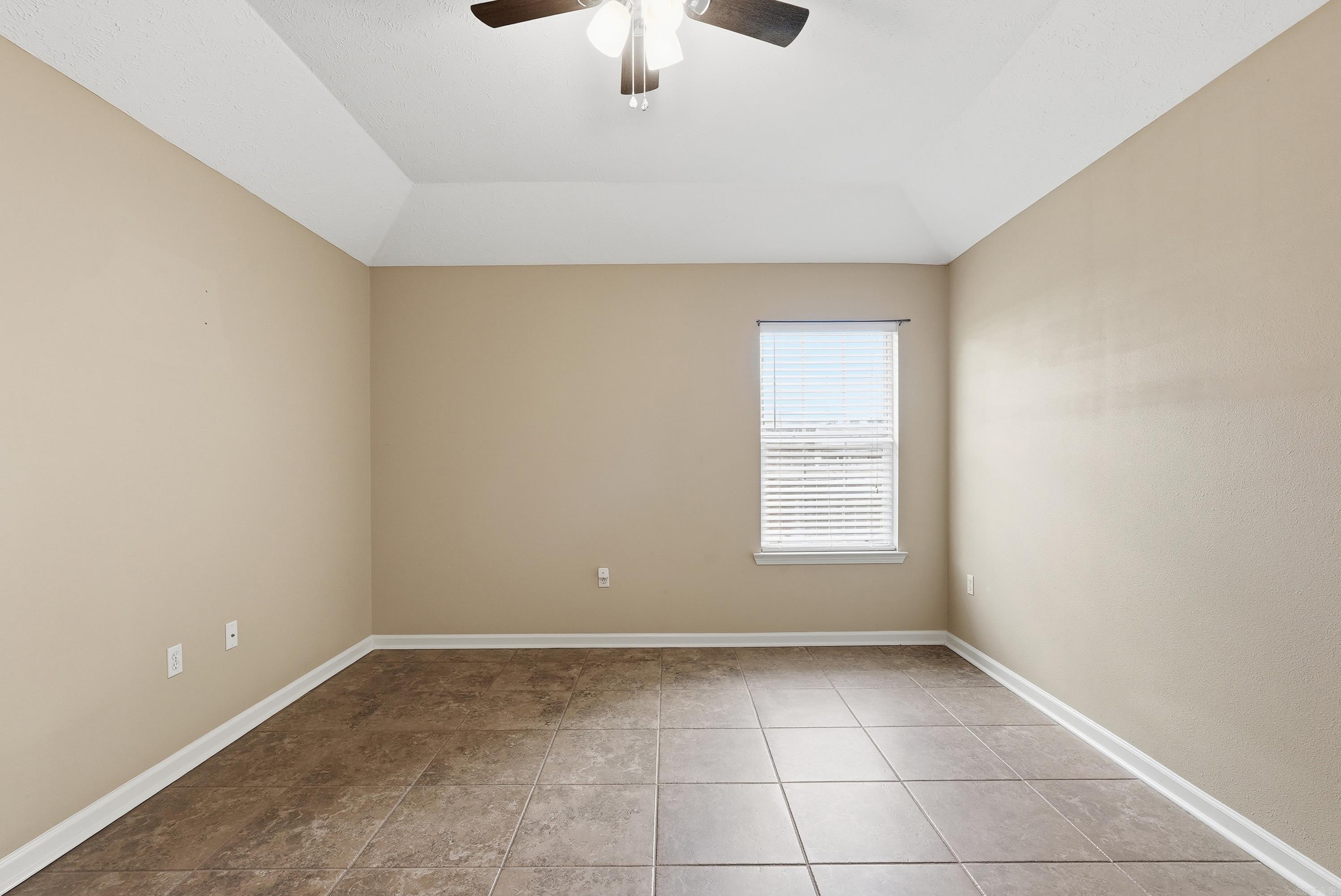 SMITHFIELD - Residential