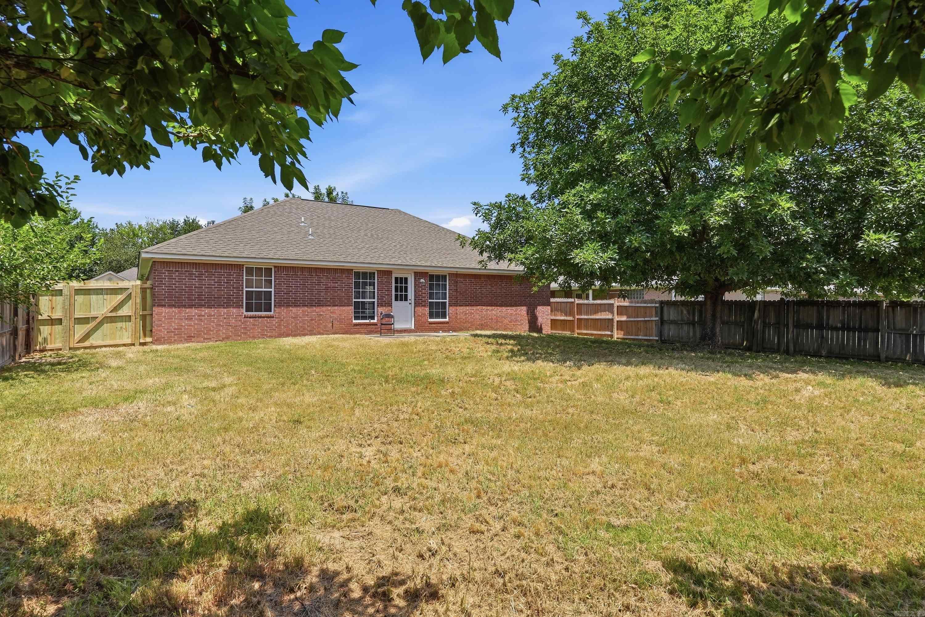 SMITHFIELD - Residential