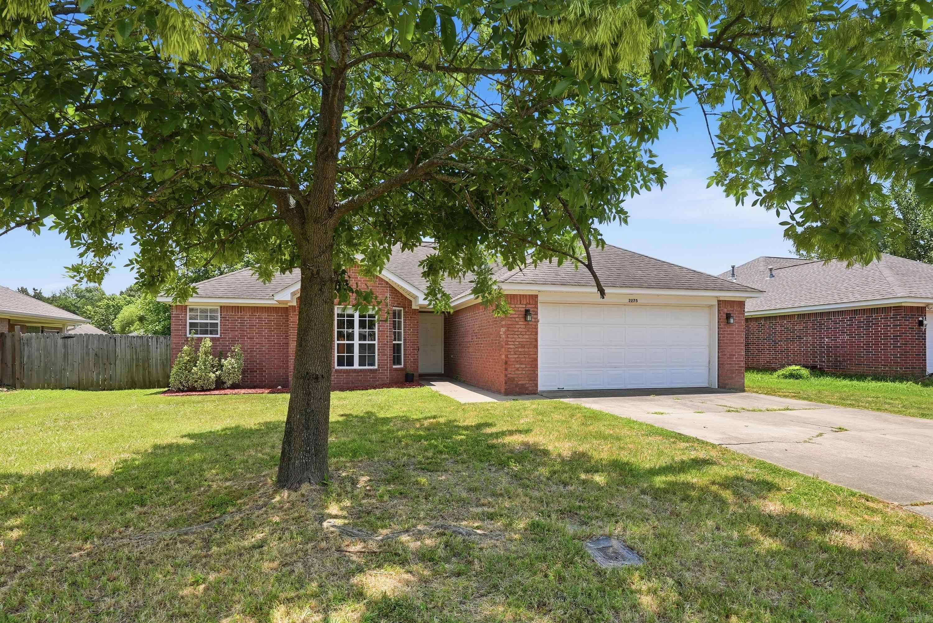SMITHFIELD - Residential