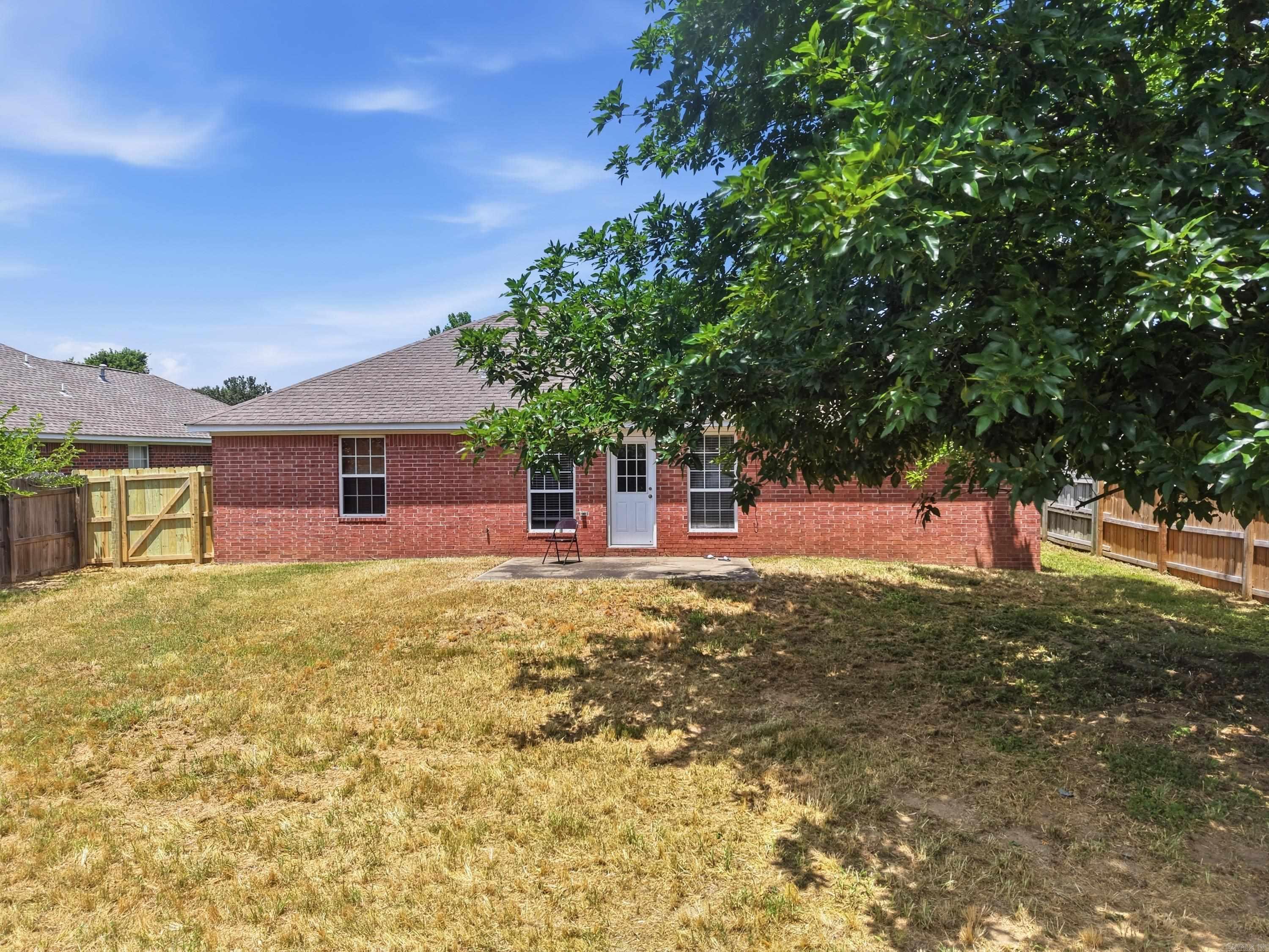 SMITHFIELD - Residential