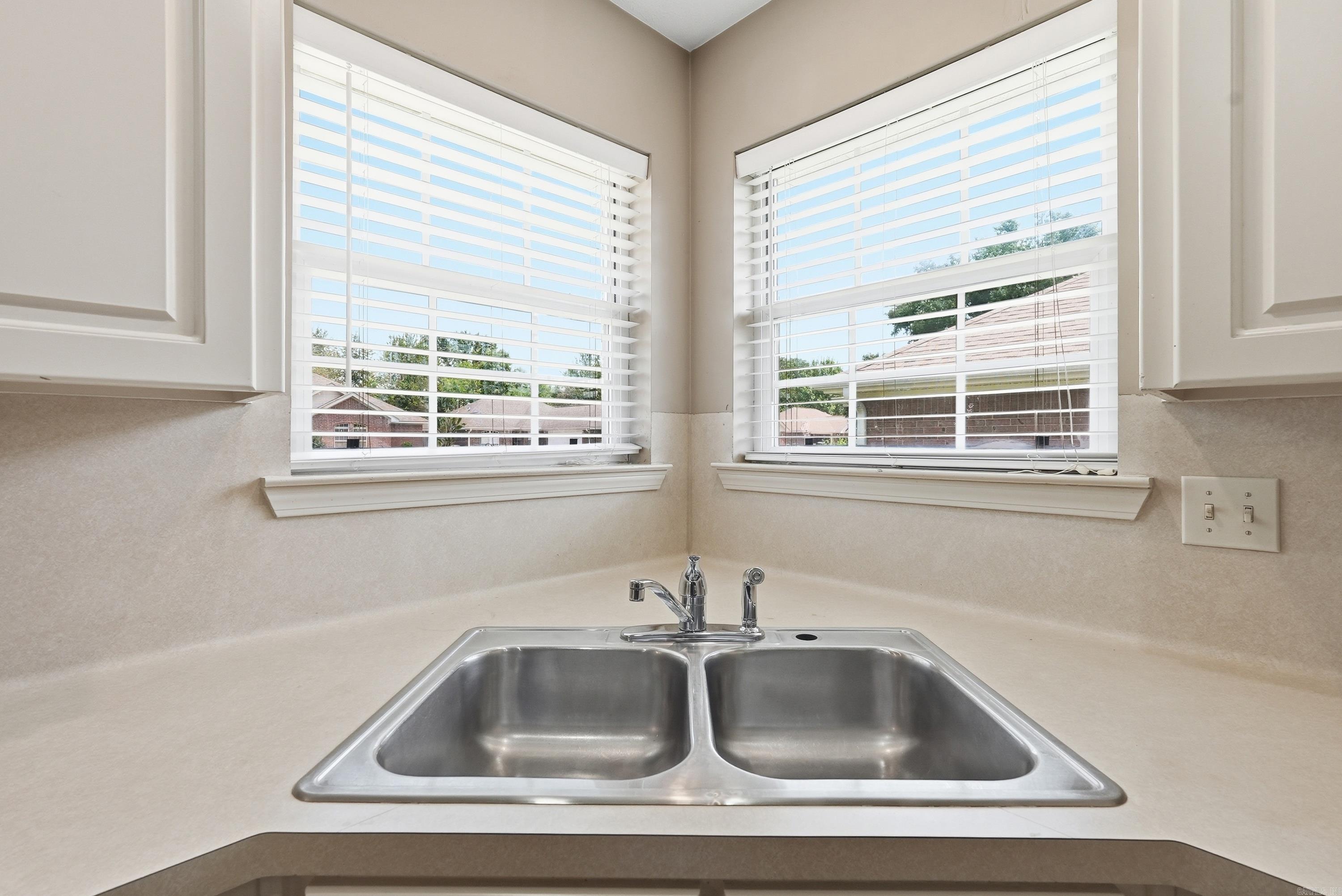 SMITHFIELD - Residential