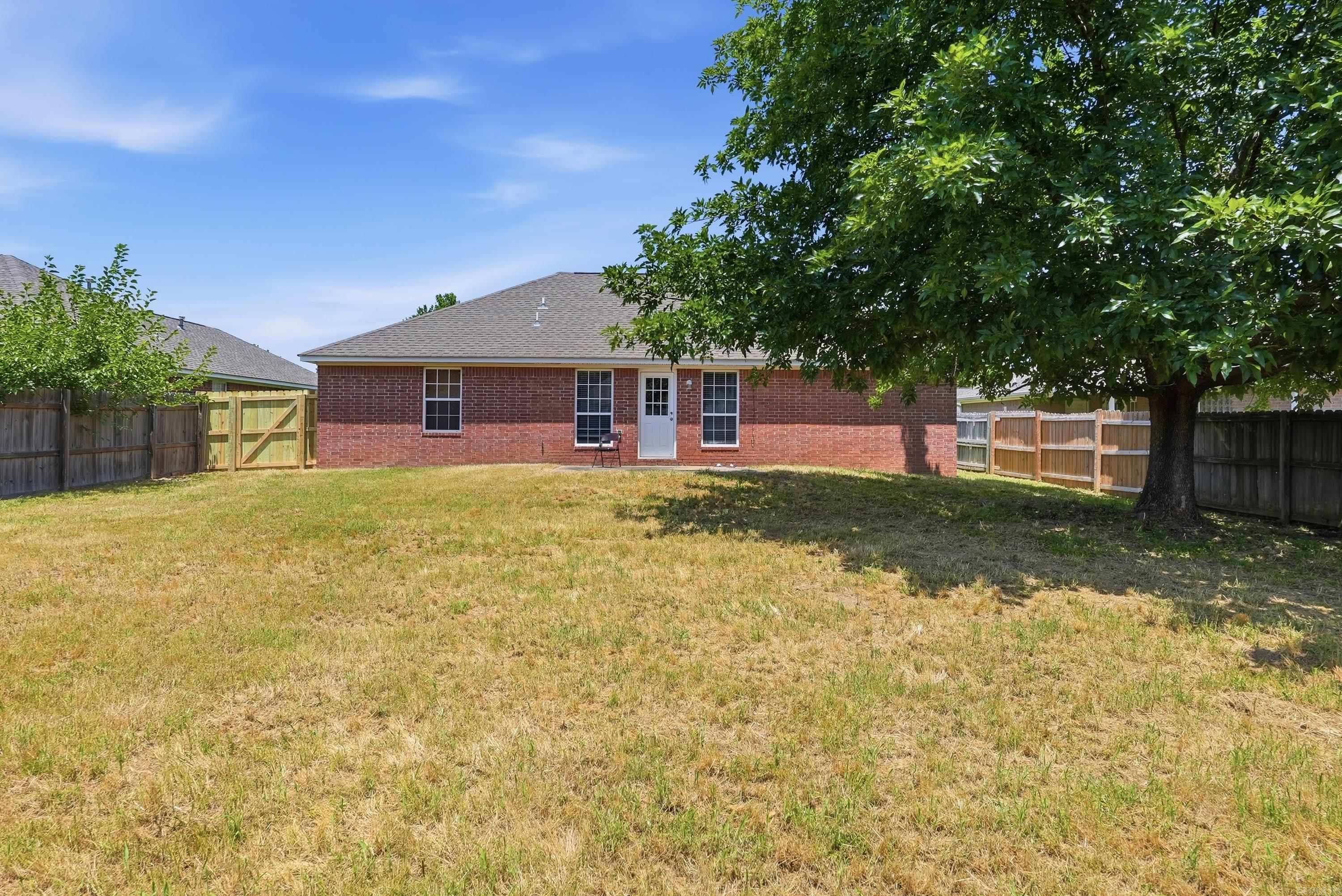 SMITHFIELD - Residential