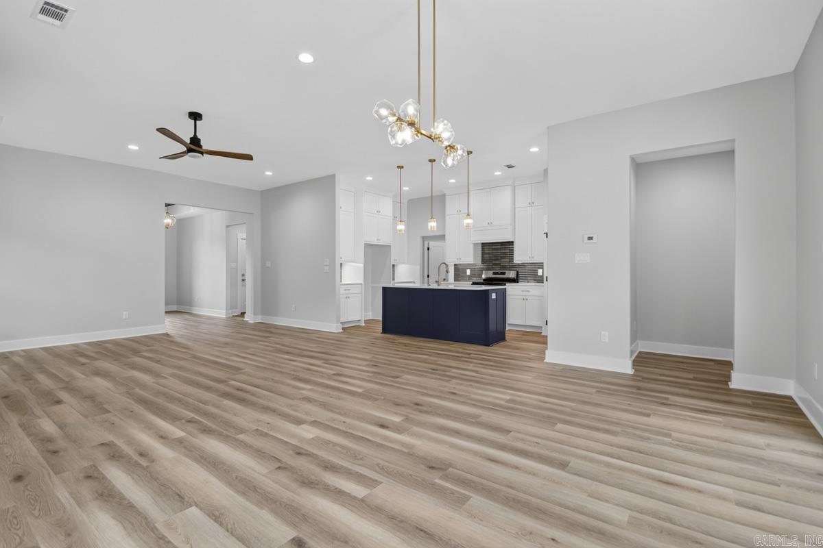 CREEKSIDE - Residential