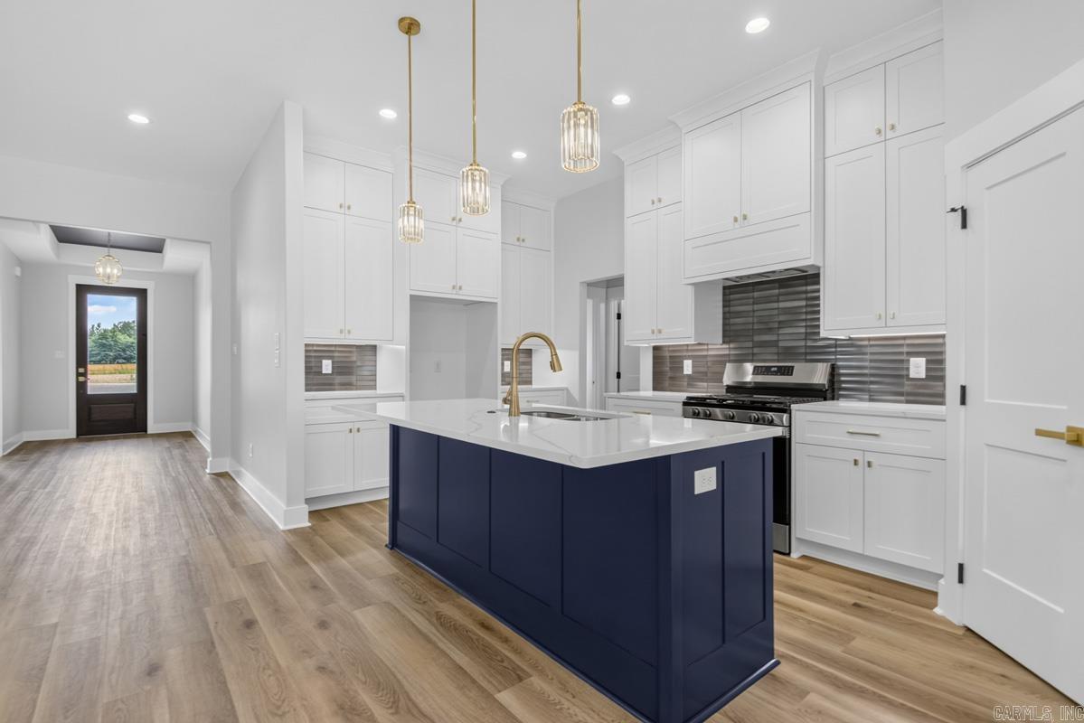 CREEKSIDE - Residential