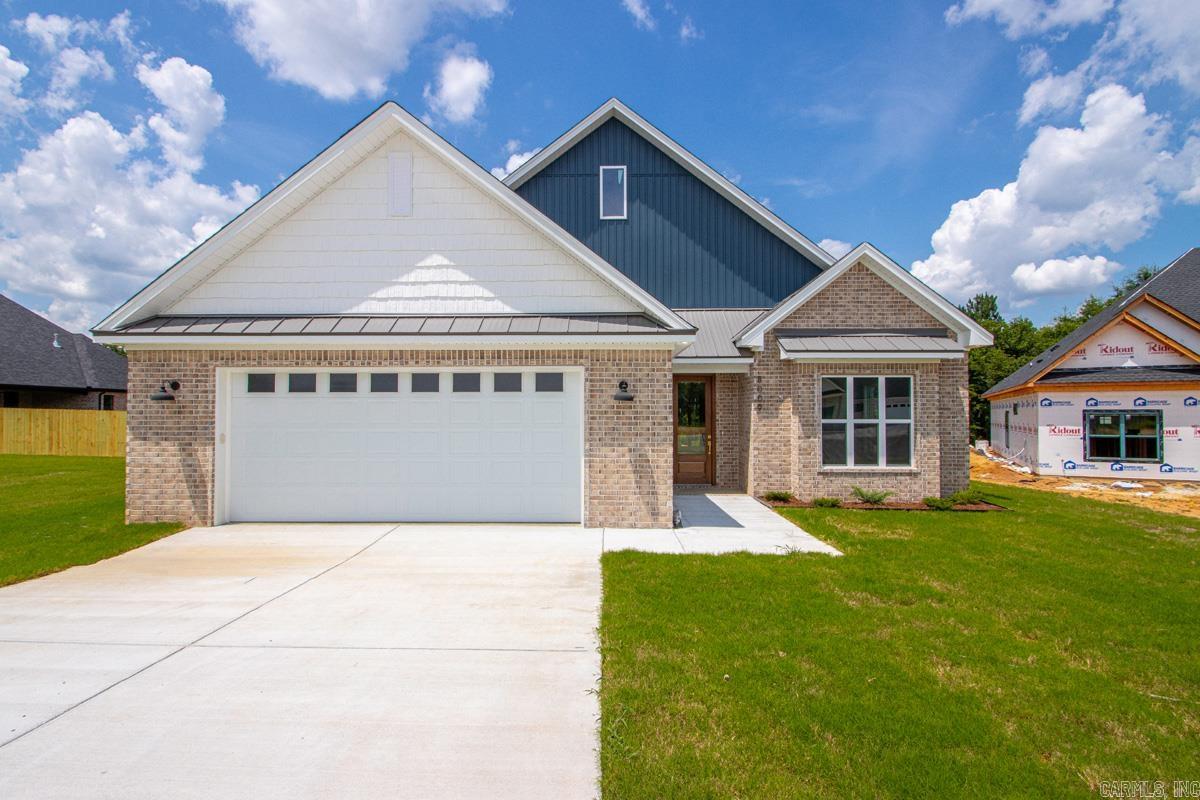 CREEKSIDE - Residential
